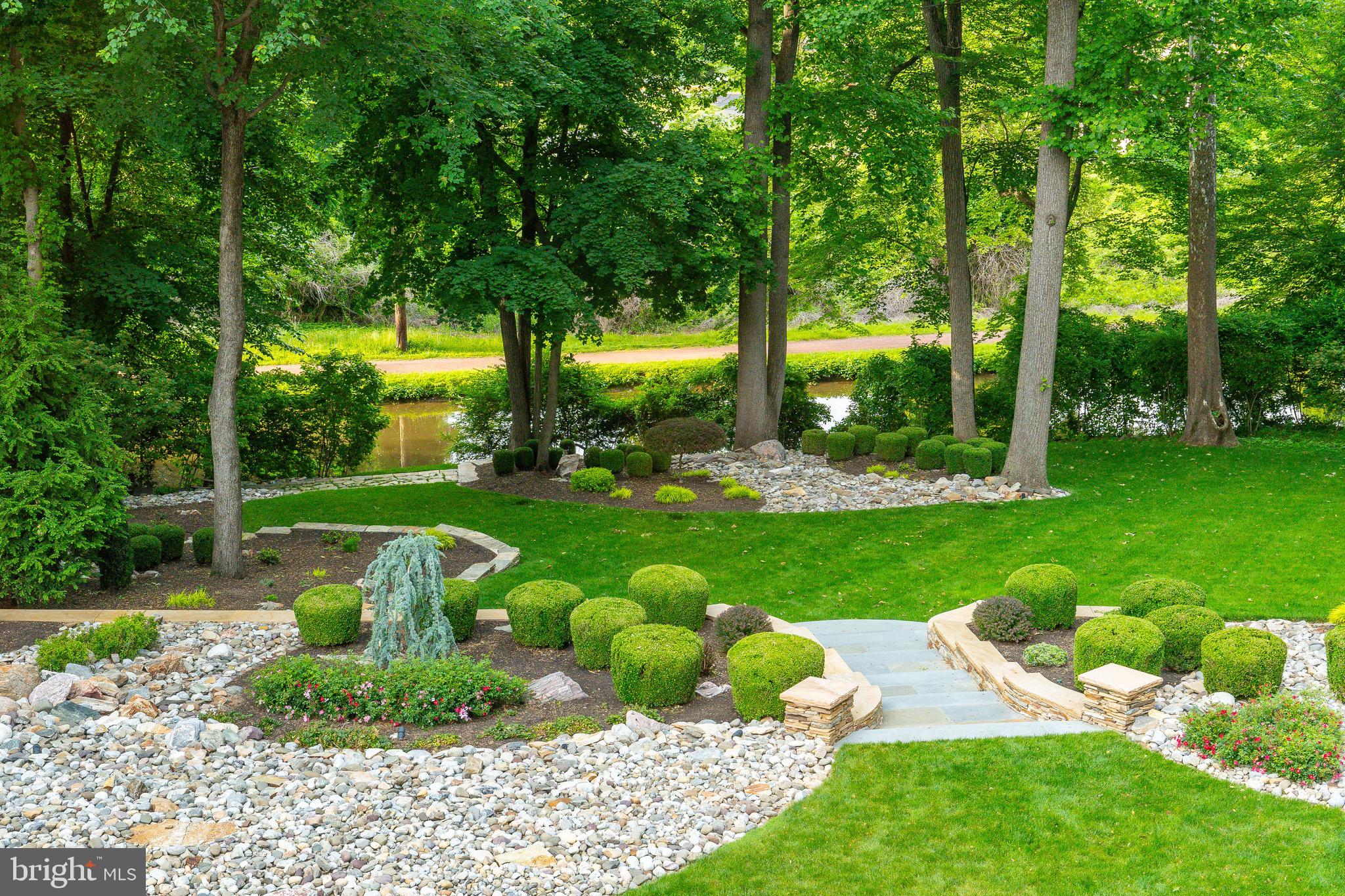 EDGEHILL GARDENS - Residential