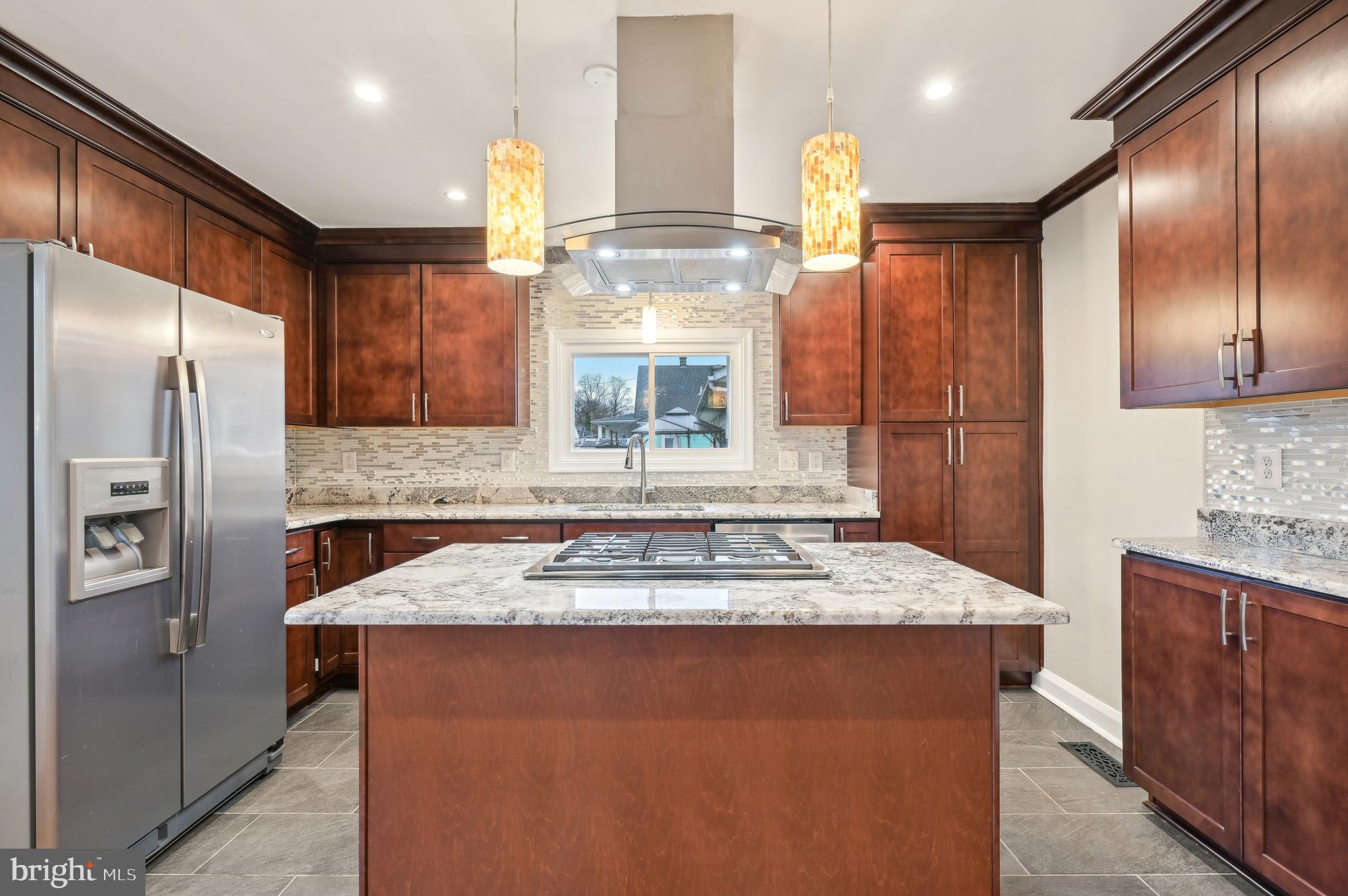 KENWOOD - Residential