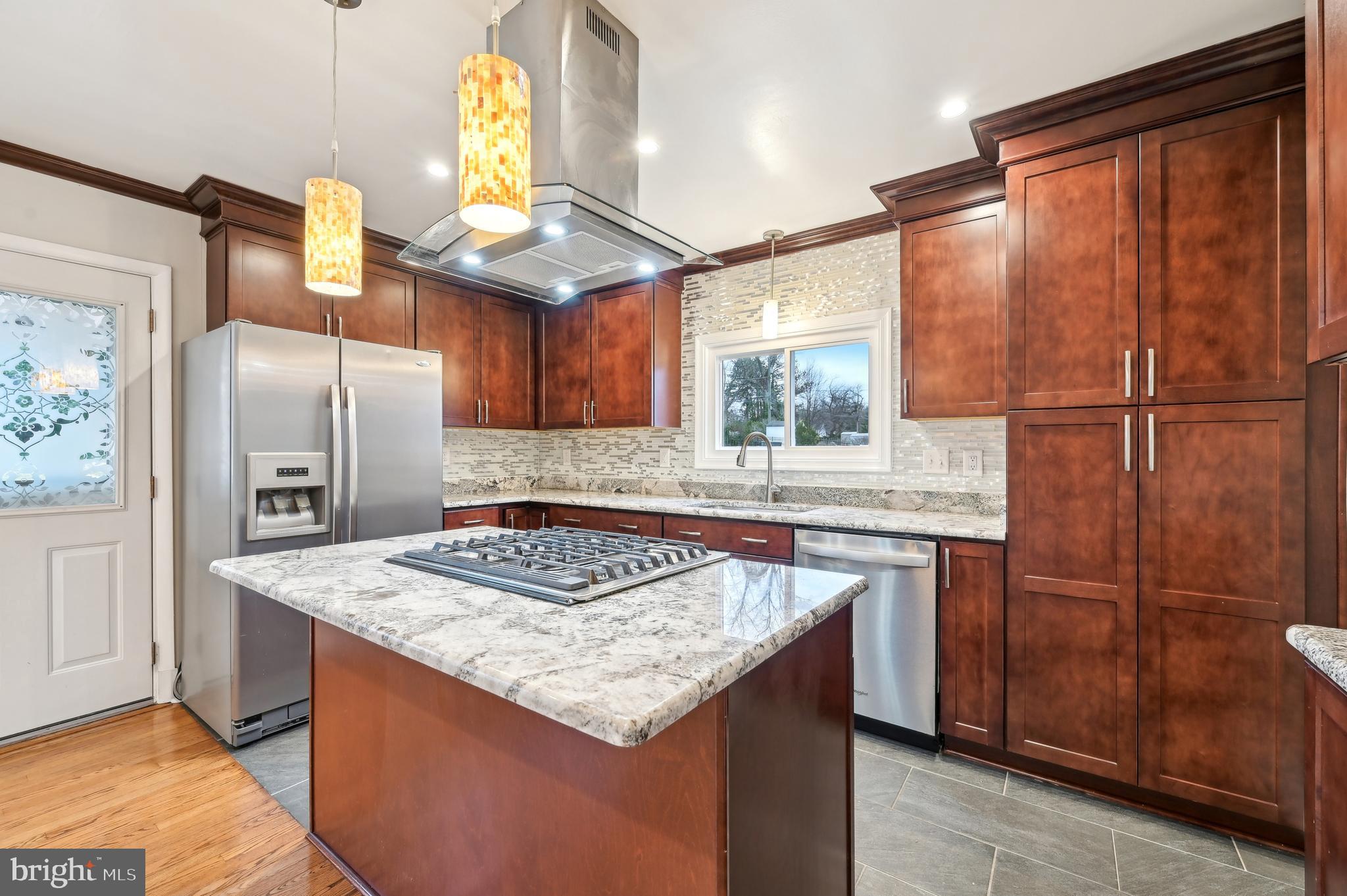 KENWOOD - Residential
