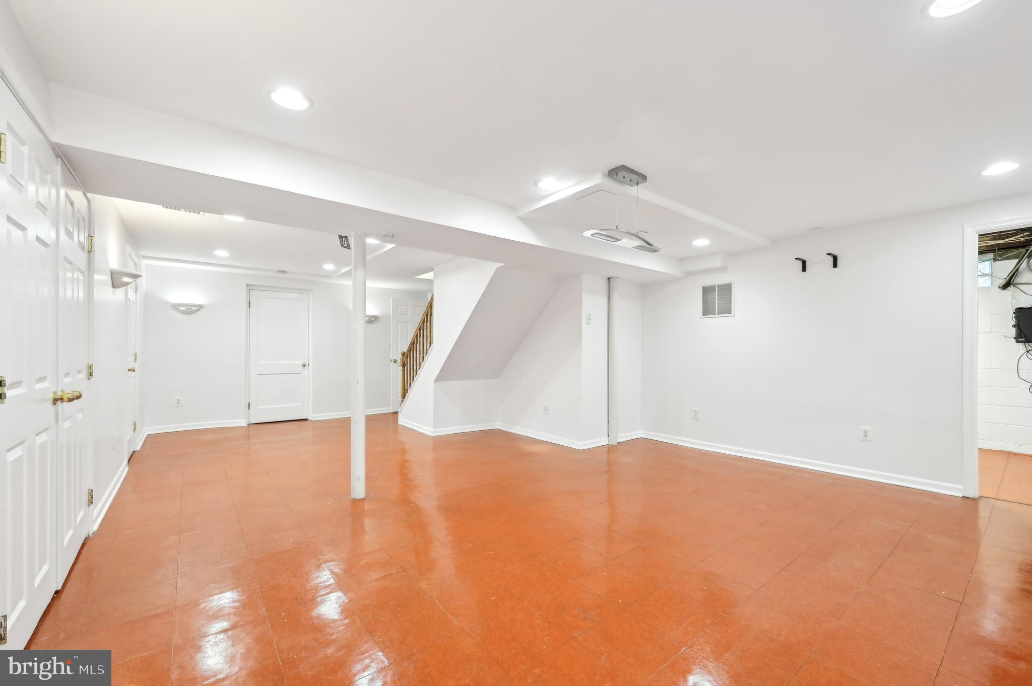 KENWOOD - Residential