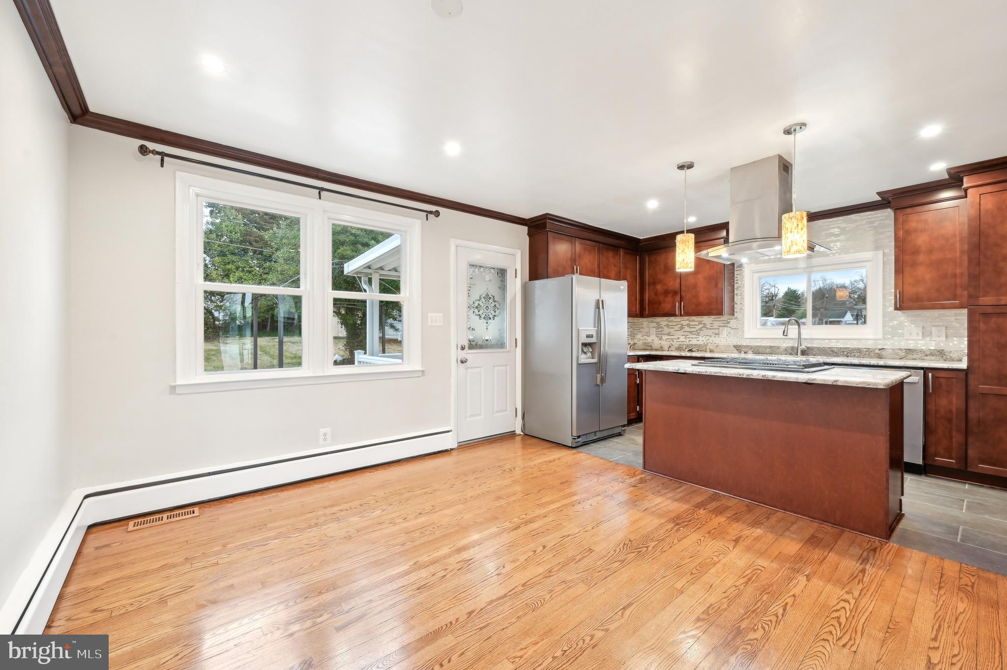 KENWOOD - Residential