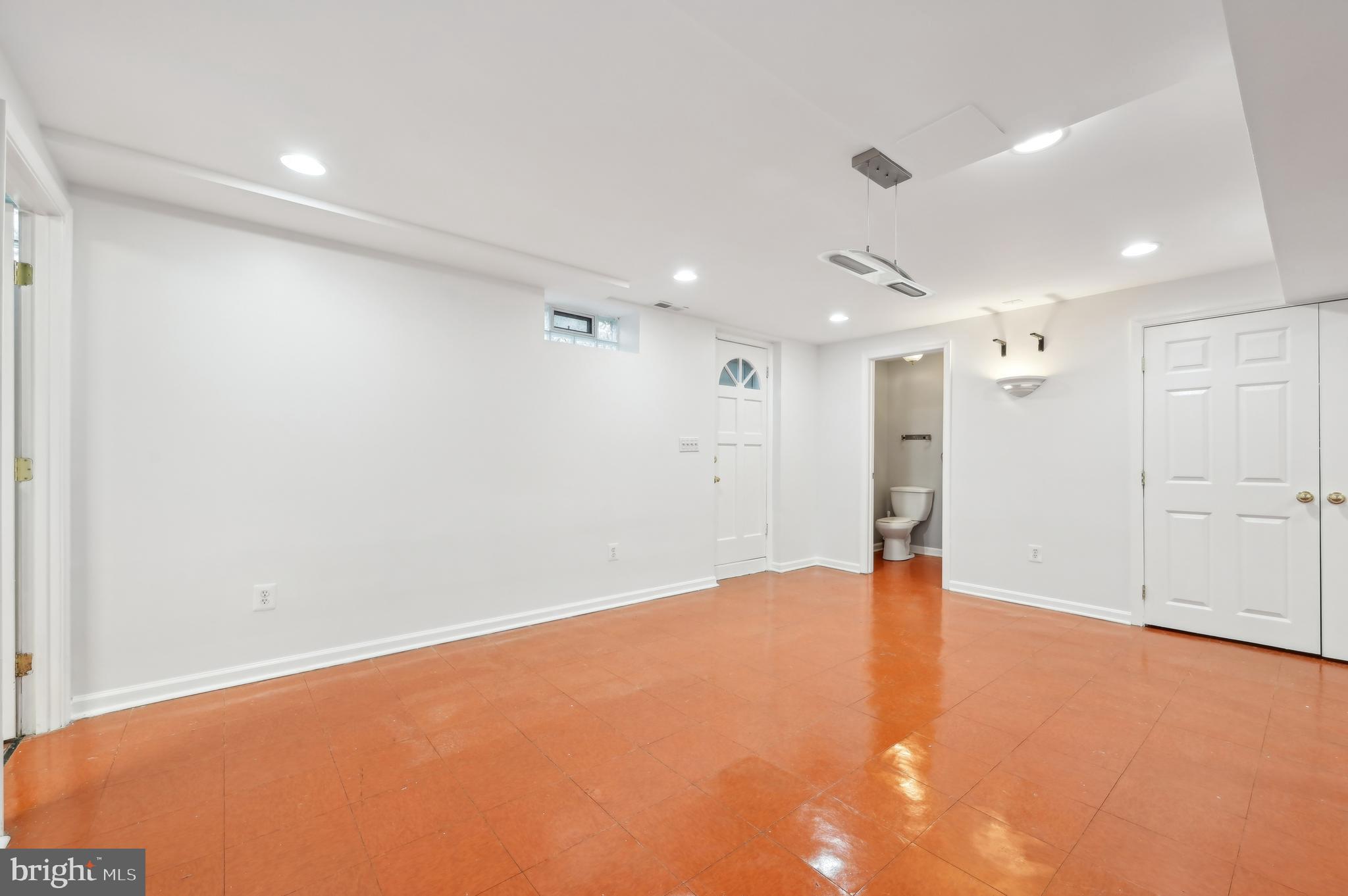 KENWOOD - Residential
