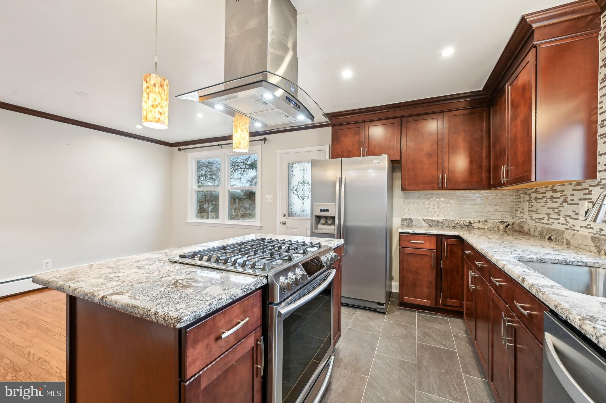 KENWOOD - Residential