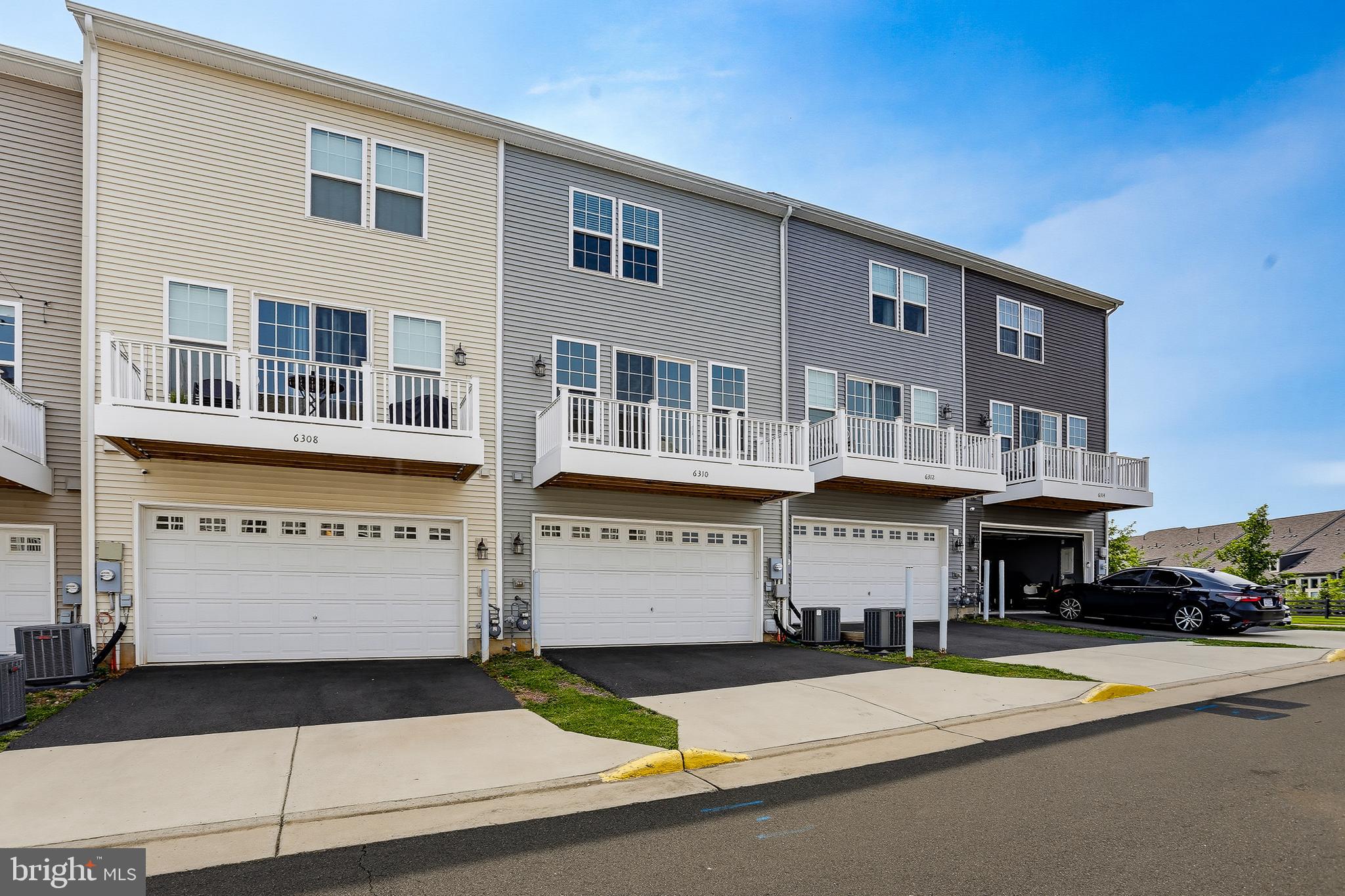 HAYMARKET CROSSING - Residential