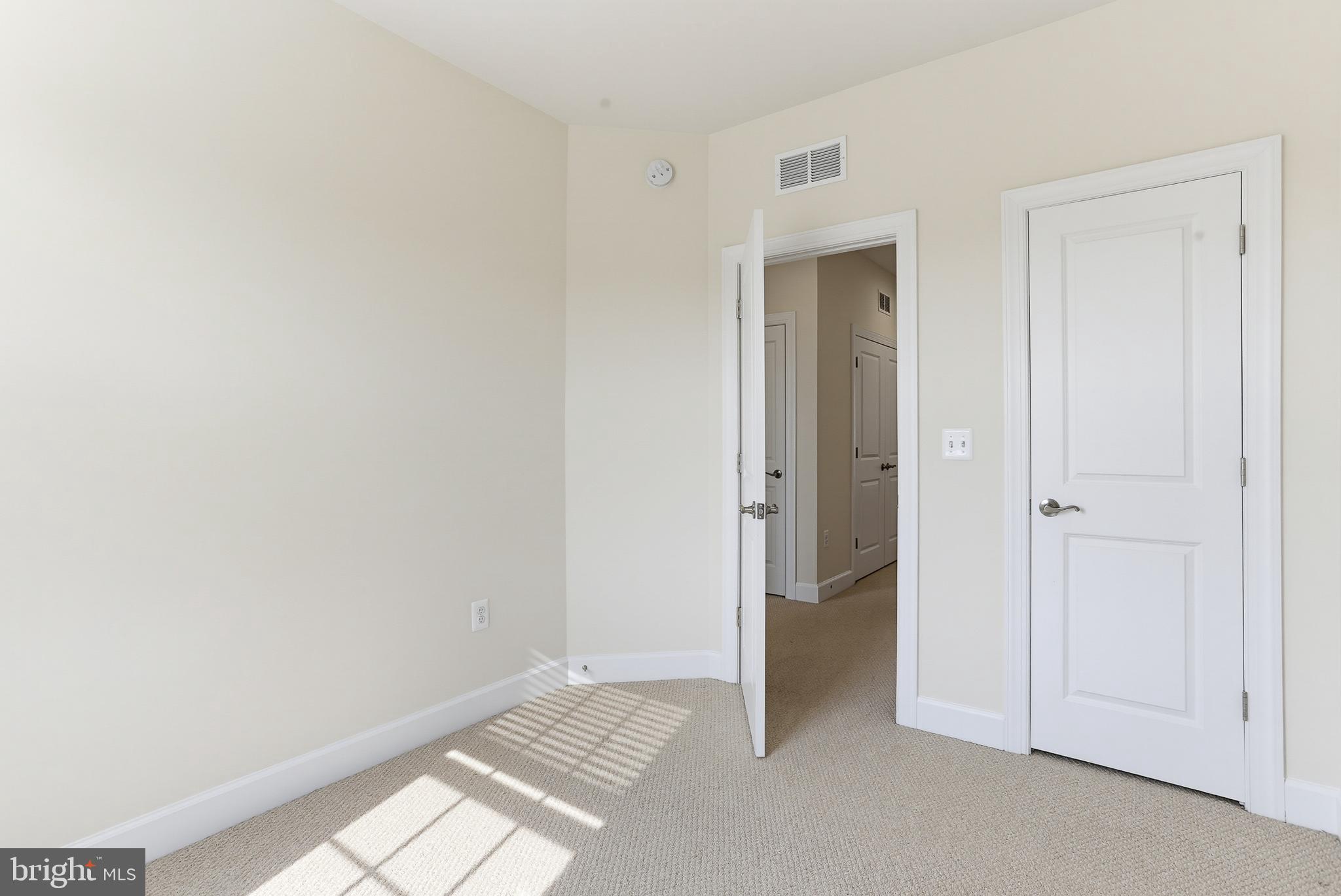 HAYMARKET CROSSING - Residential