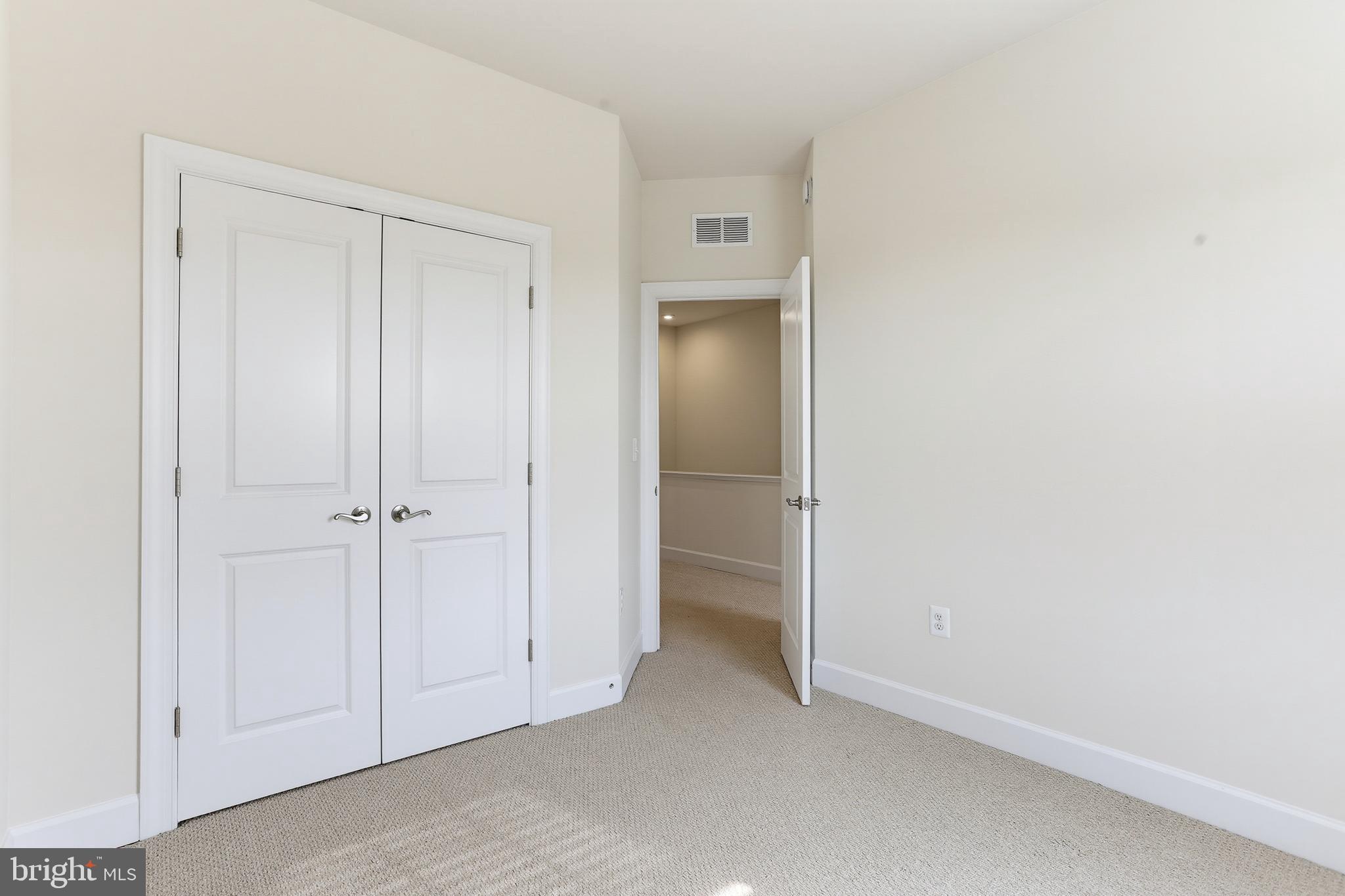 HAYMARKET CROSSING - Residential