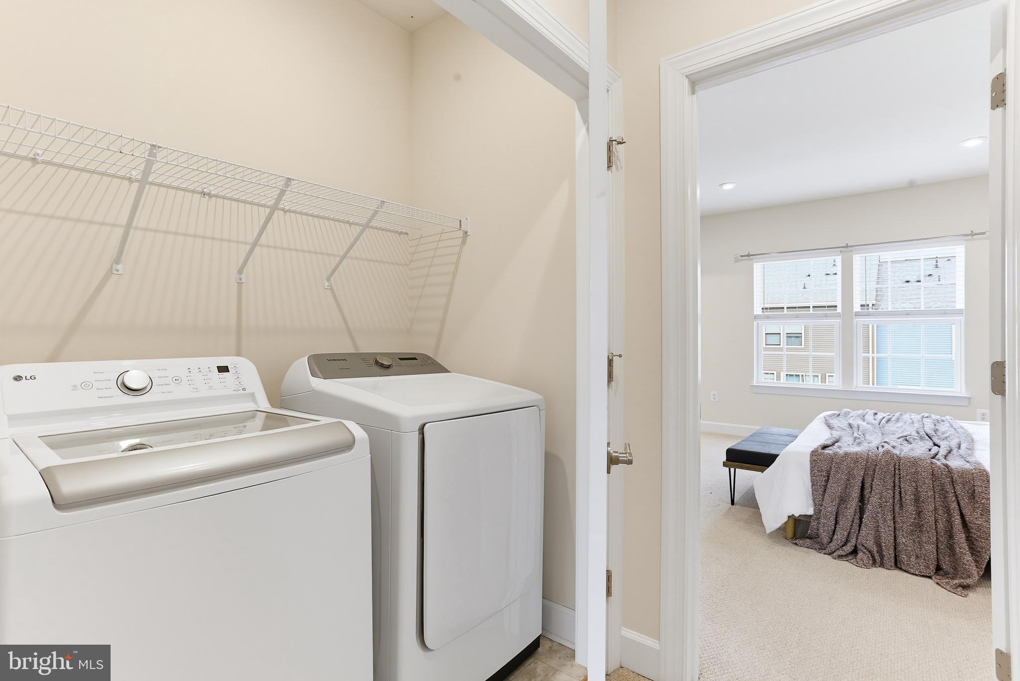 HAYMARKET CROSSING - Residential
