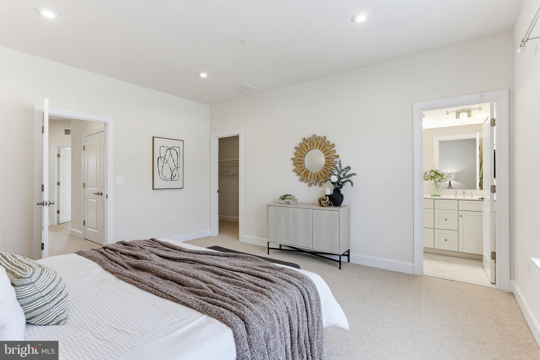 HAYMARKET CROSSING - Residential