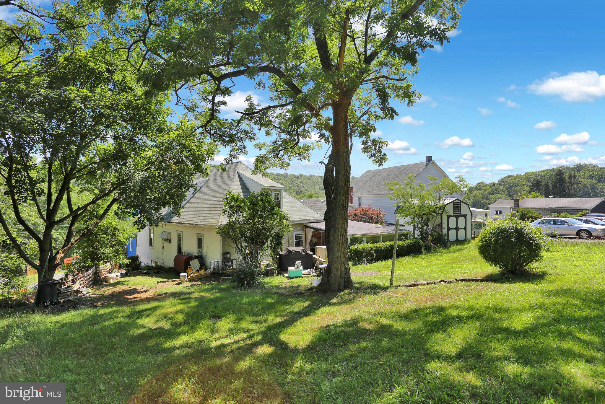 POTTSVILLE - Residential