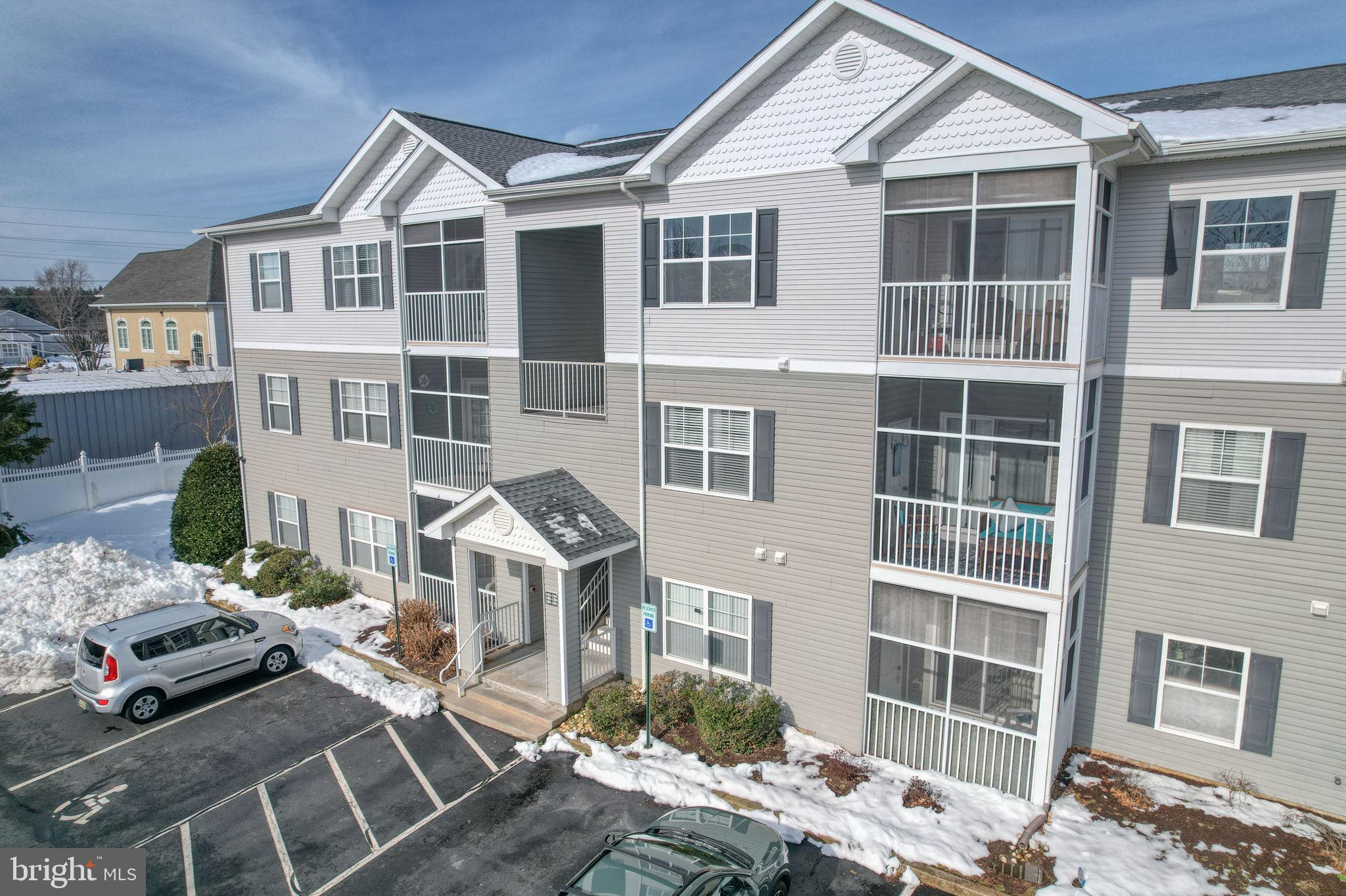 VILLAS AT BAY CROSSING - Residential