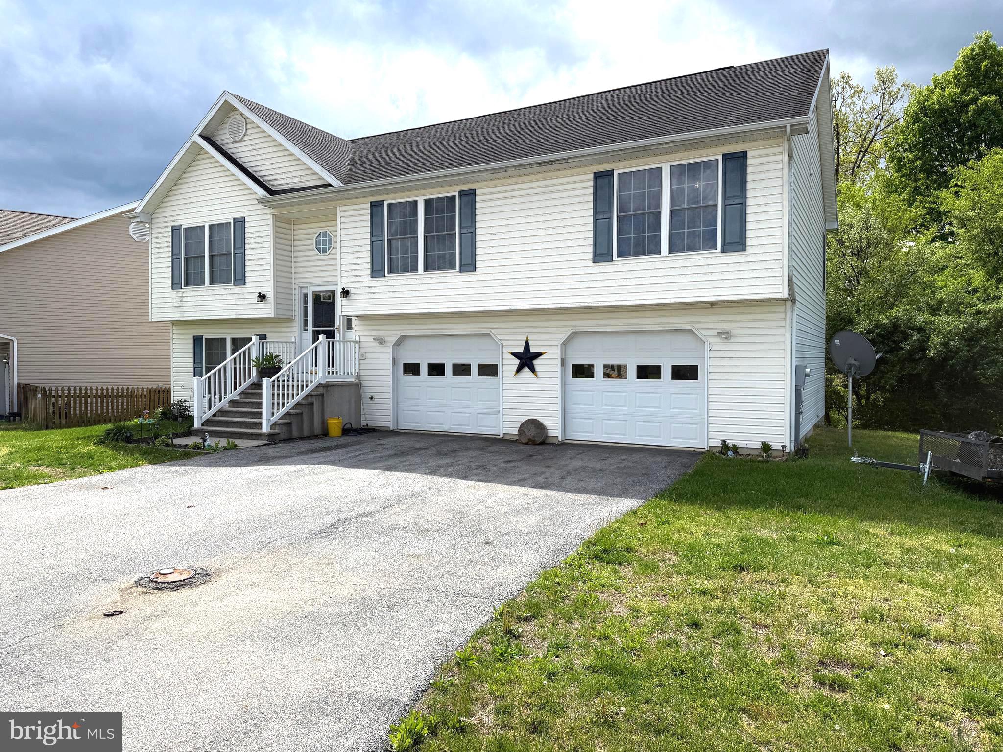 FOREST HILLS - Residential
