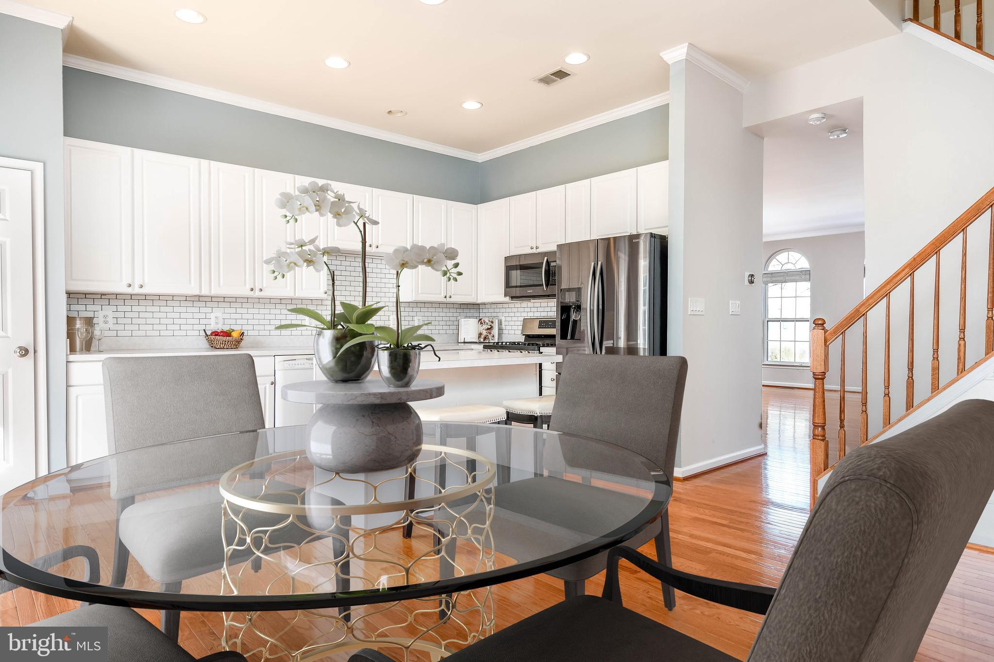 SOUTH RIDING - Residential