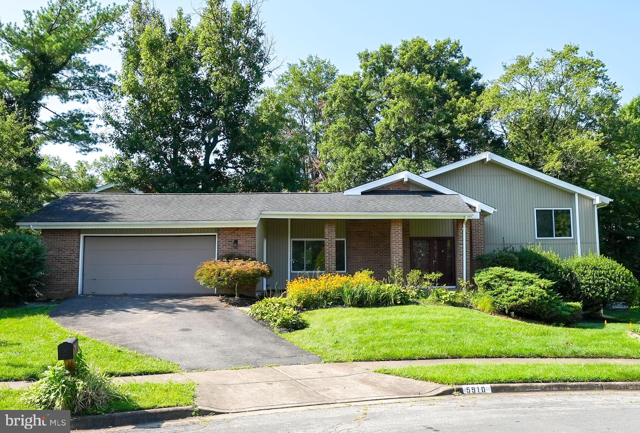 SOUTHERN GROVE - Residential
