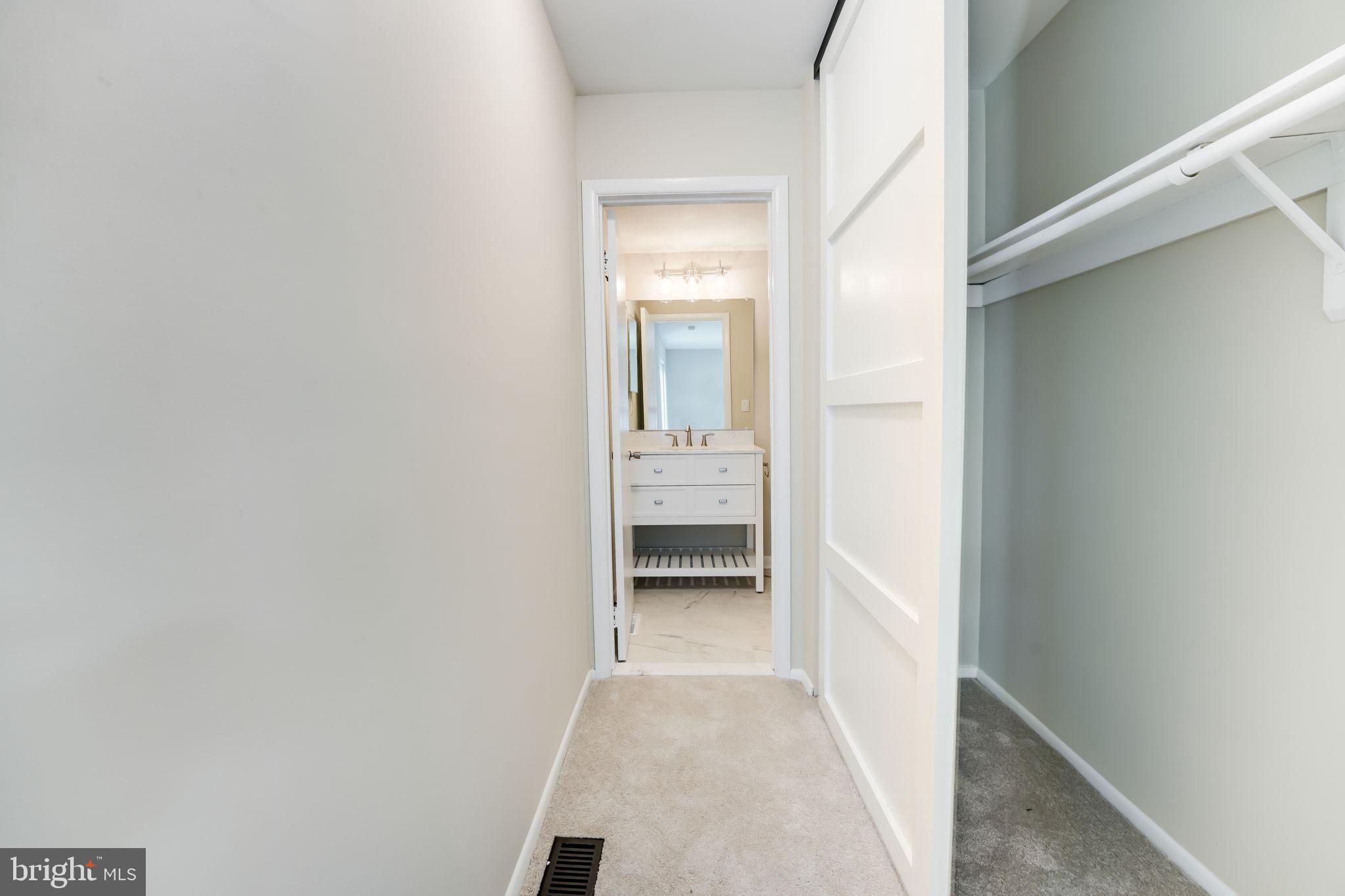 SOUTHERN GROVE - Residential