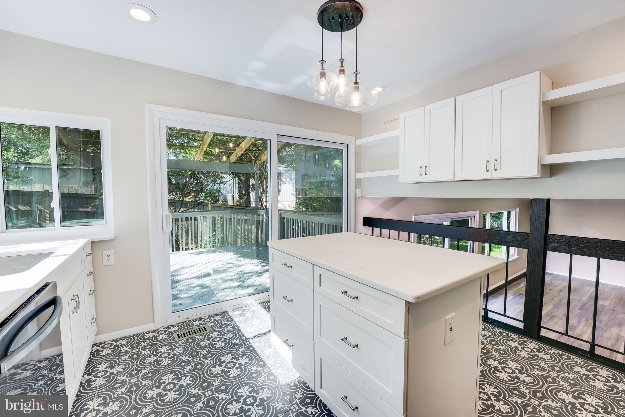 SOUTHERN GROVE - Residential
