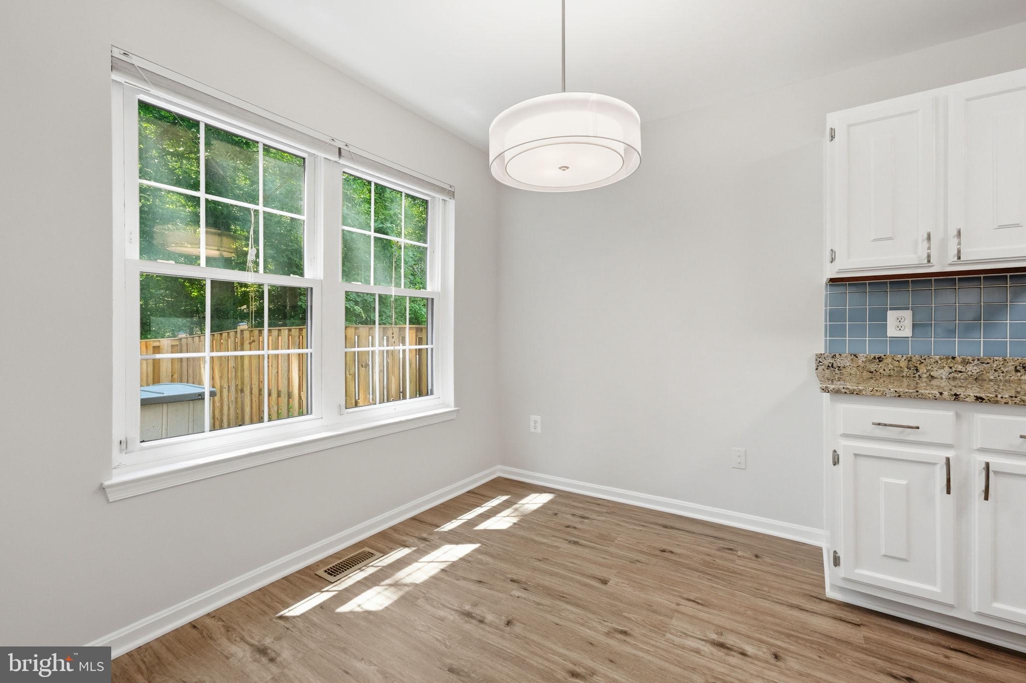 SPRINGFIELD OAKS - Residential
