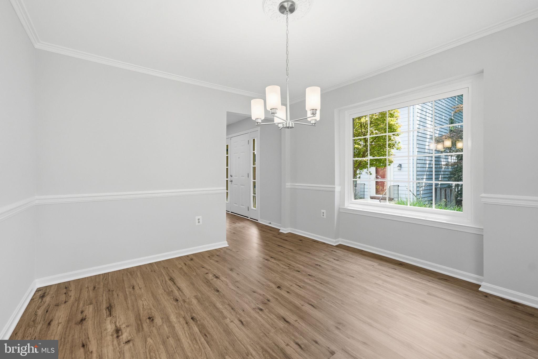SPRINGFIELD OAKS - Residential