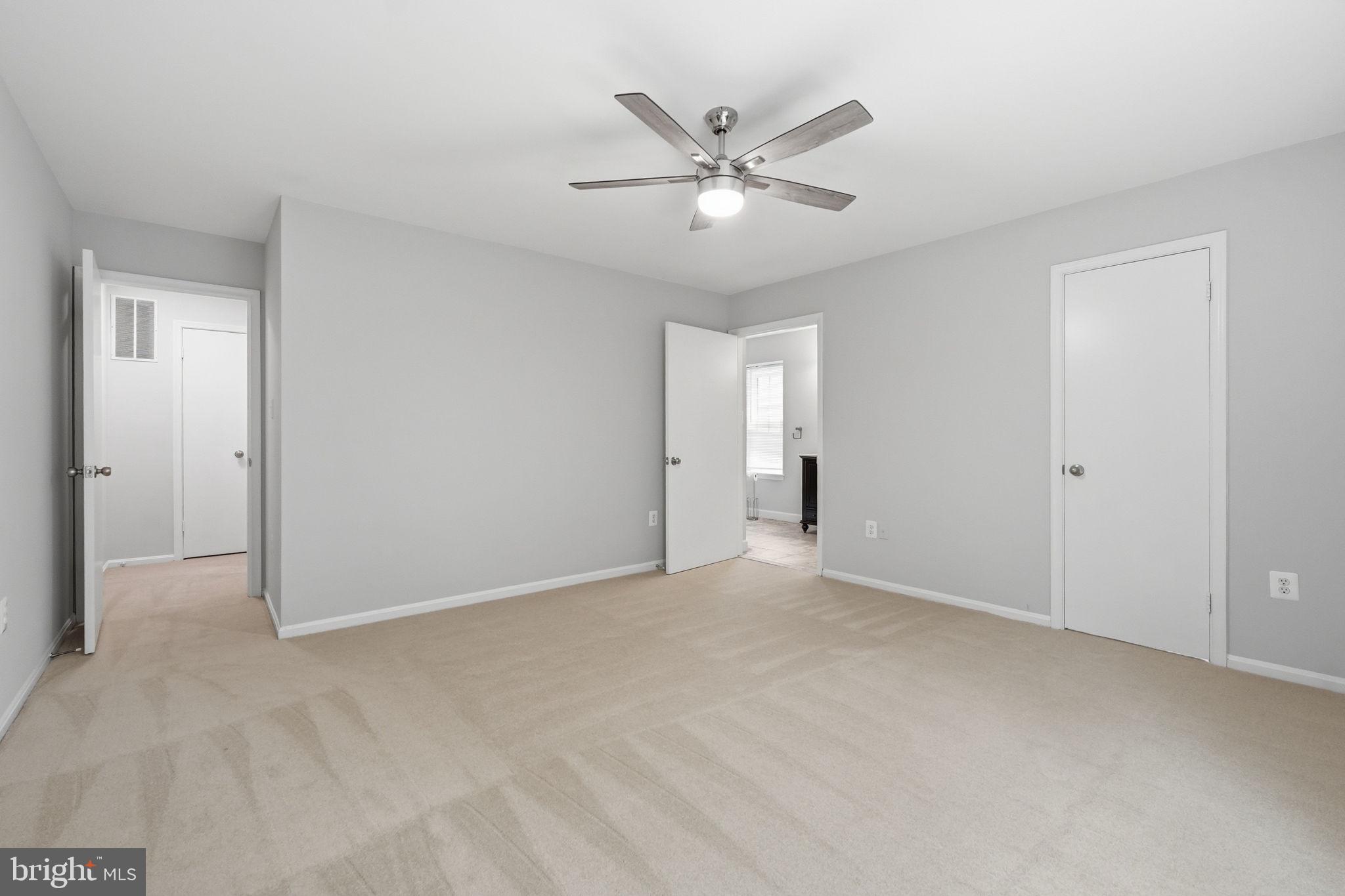 SPRINGFIELD OAKS - Residential
