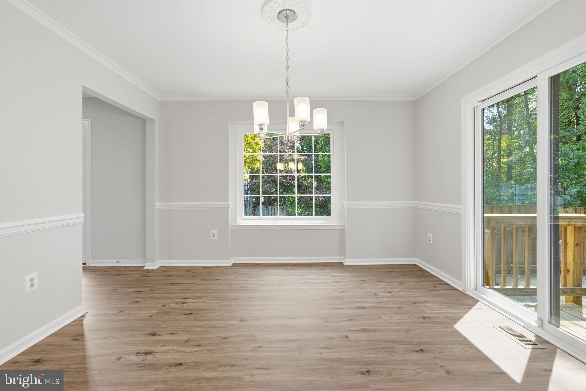 SPRINGFIELD OAKS - Residential