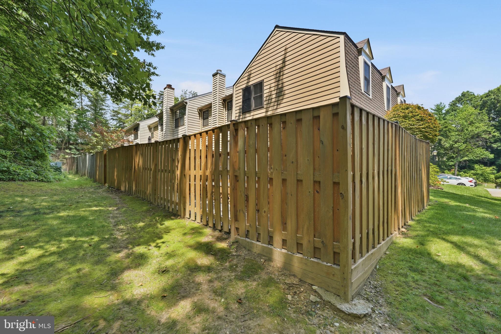 SPRINGFIELD OAKS - Residential