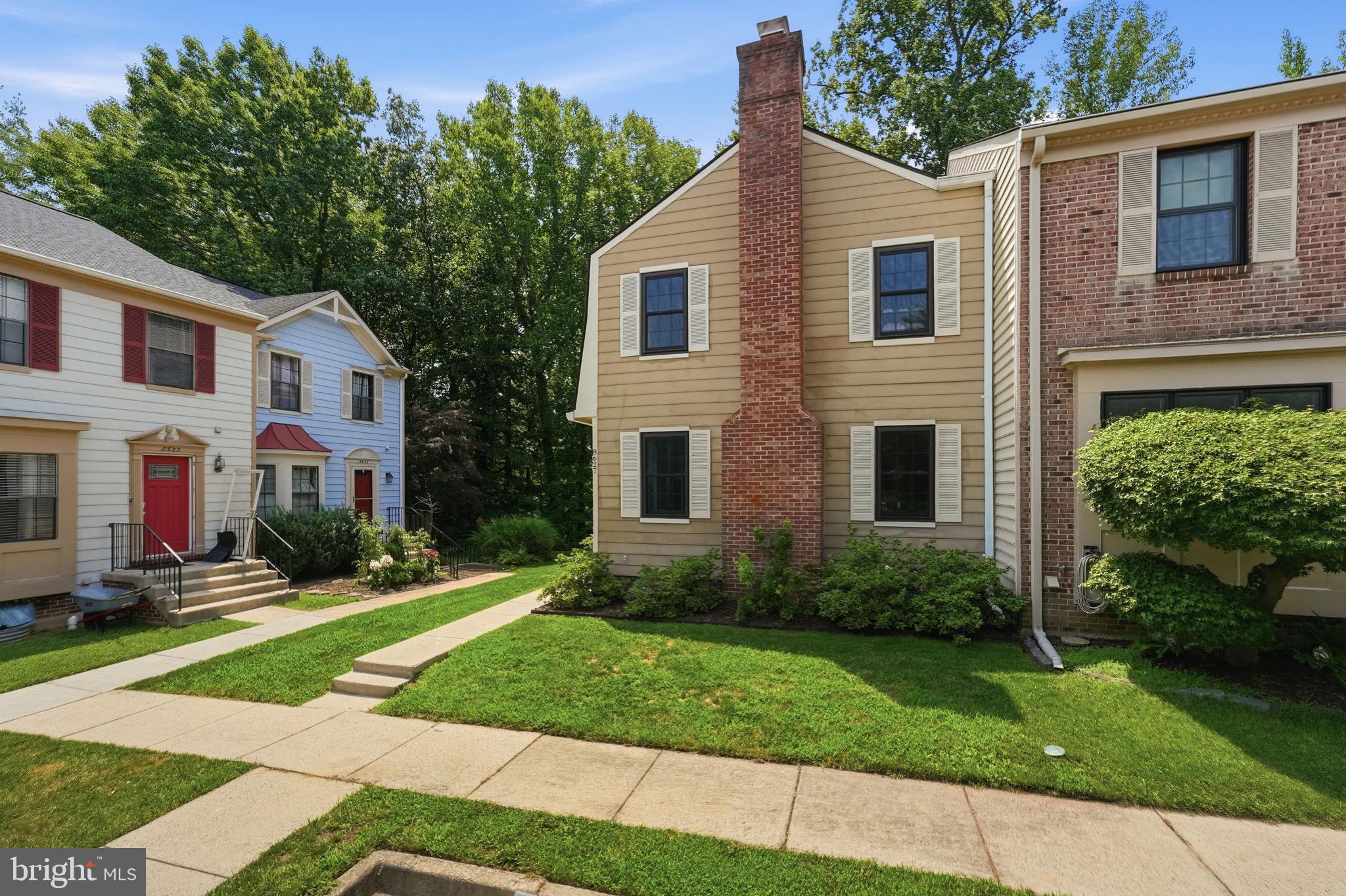 SPRINGFIELD OAKS - Residential