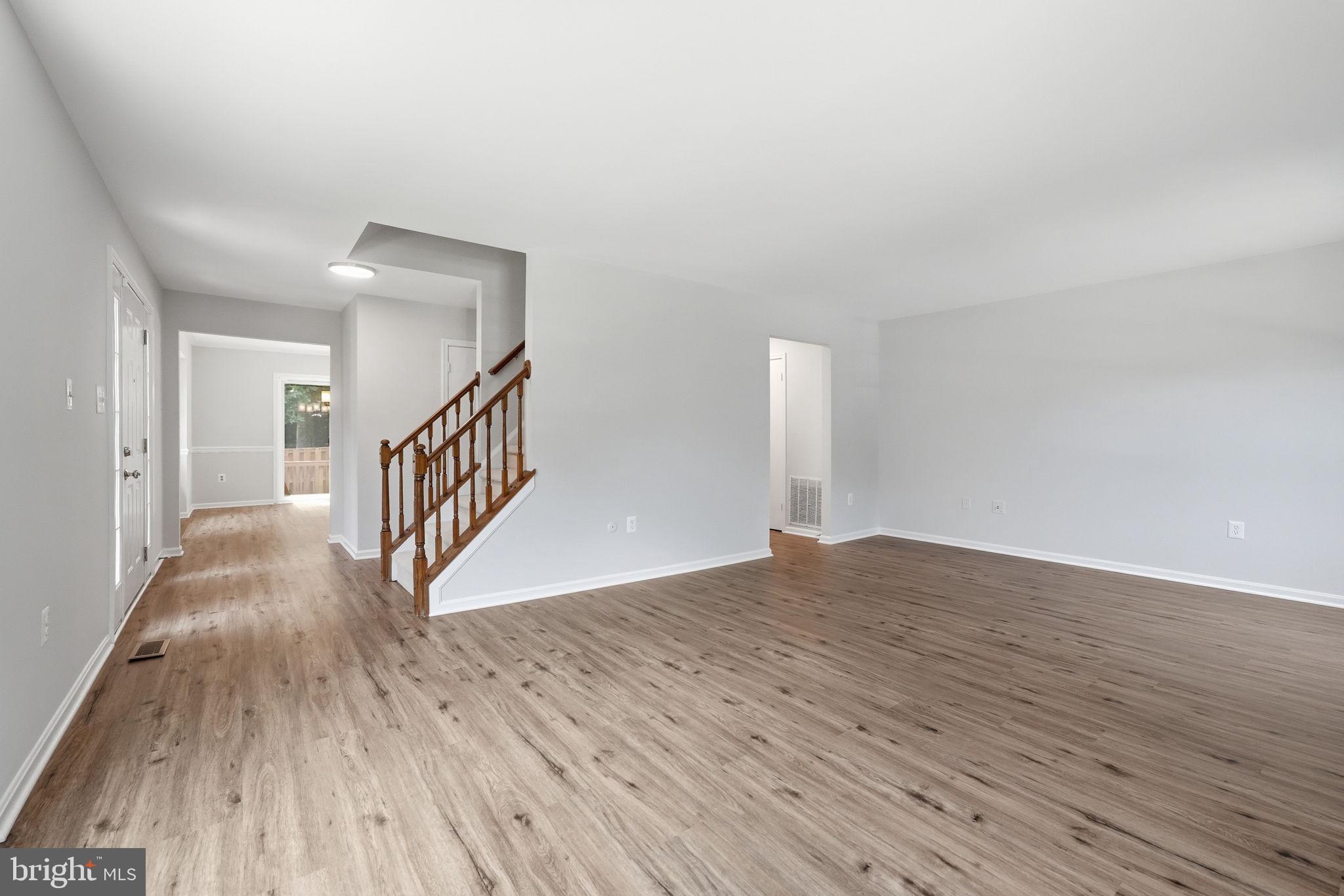 SPRINGFIELD OAKS - Residential