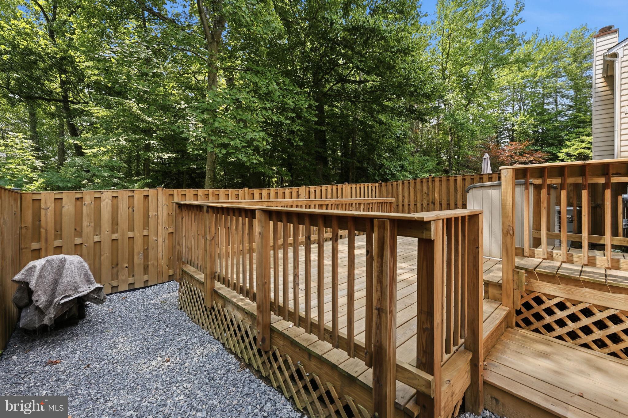 SPRINGFIELD OAKS - Residential