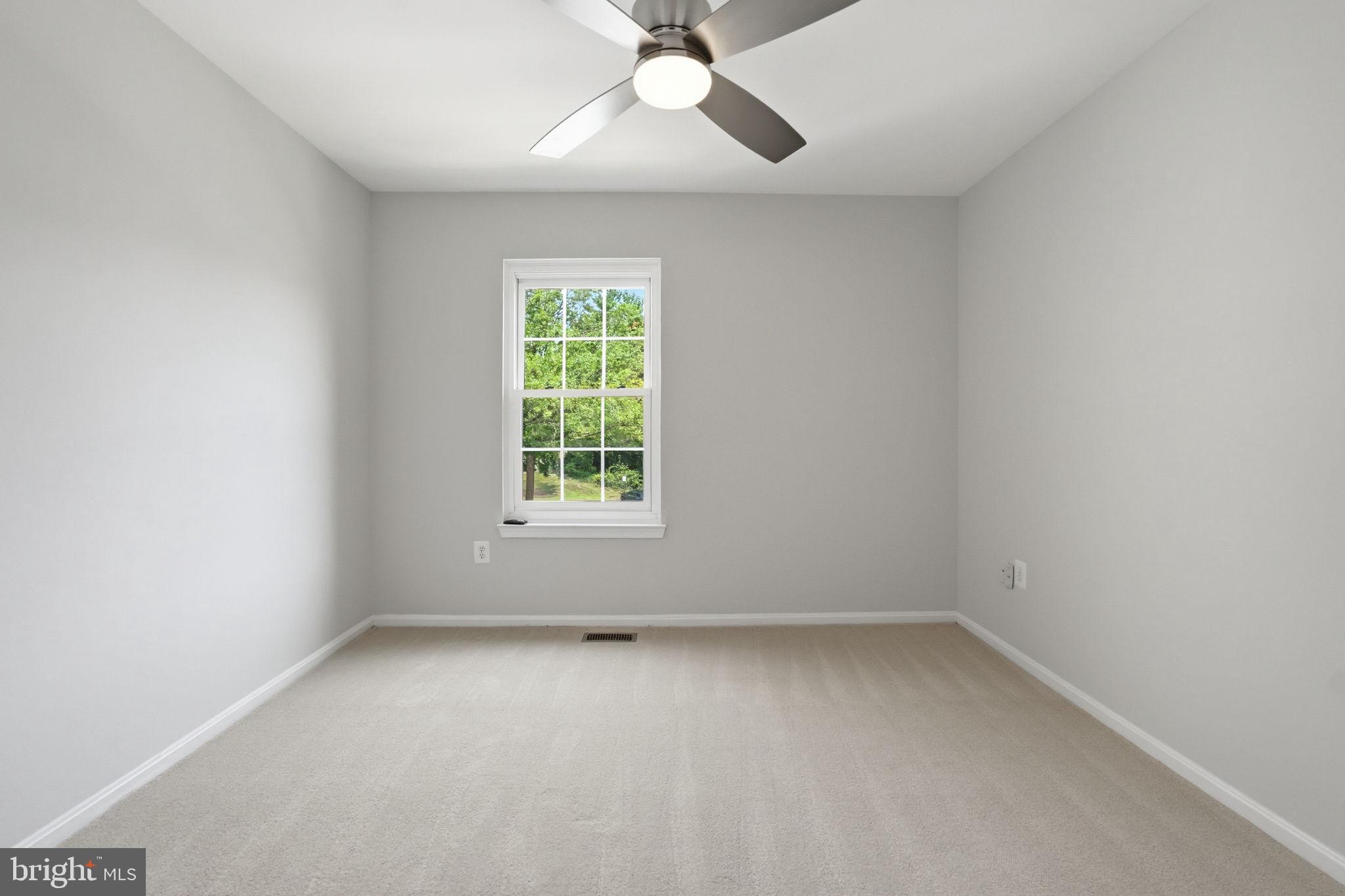 SPRINGFIELD OAKS - Residential