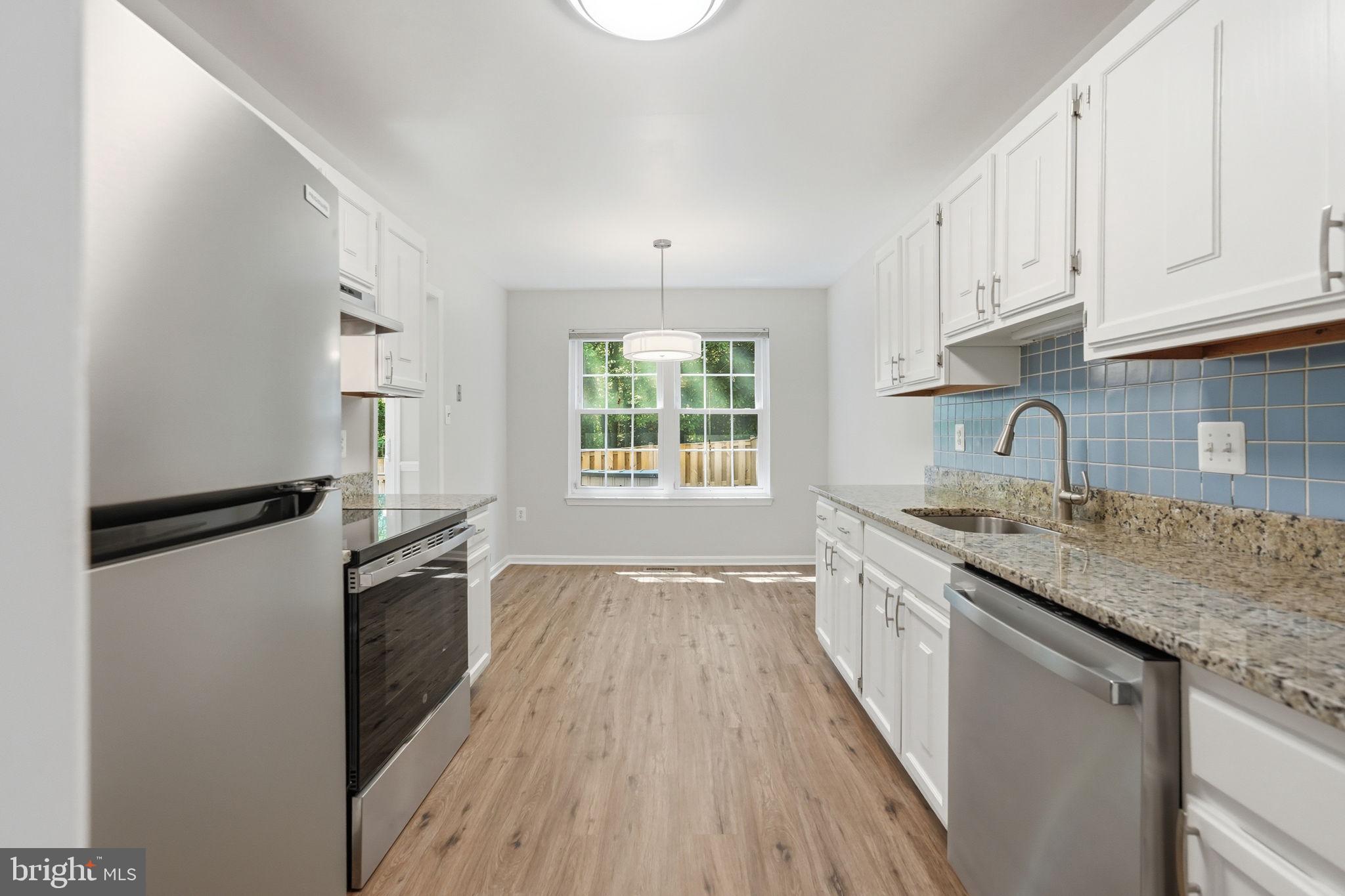 SPRINGFIELD OAKS - Residential