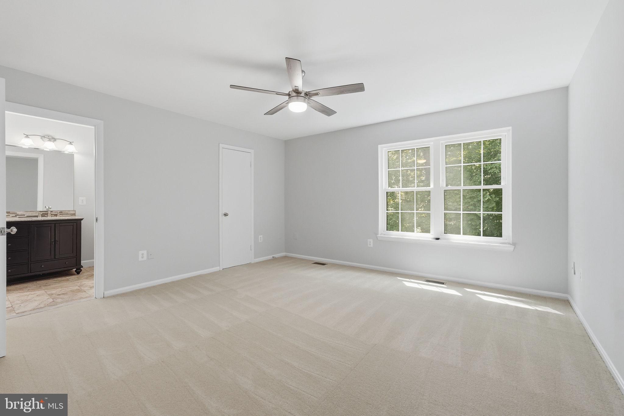 SPRINGFIELD OAKS - Residential
