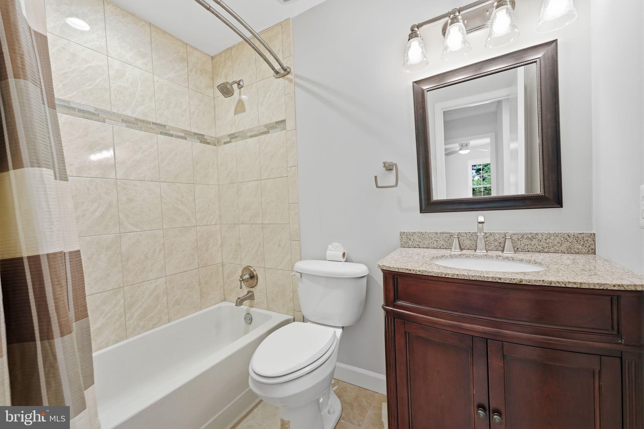 SPRINGFIELD OAKS - Residential