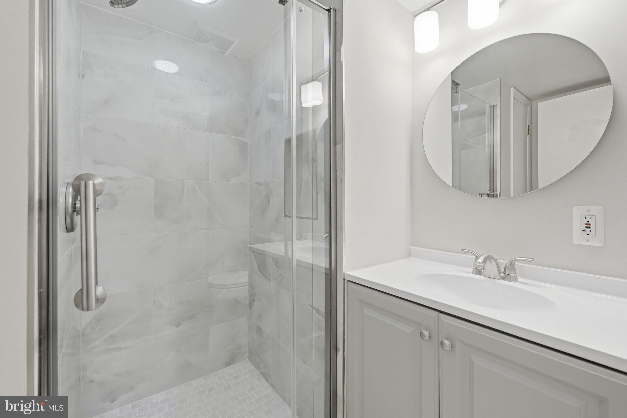 SPRINGFIELD OAKS - Residential