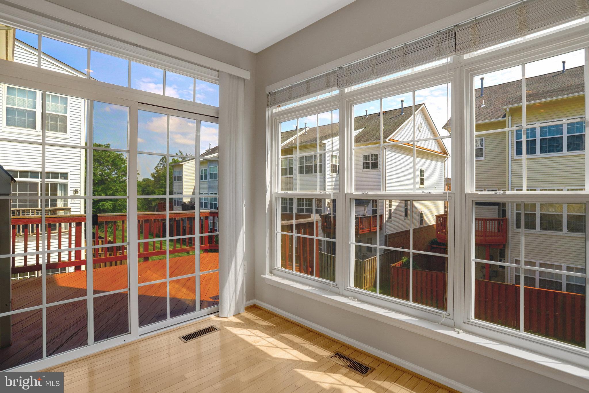 TOWNES OF MANCHESTER WOODS - Residential Lease