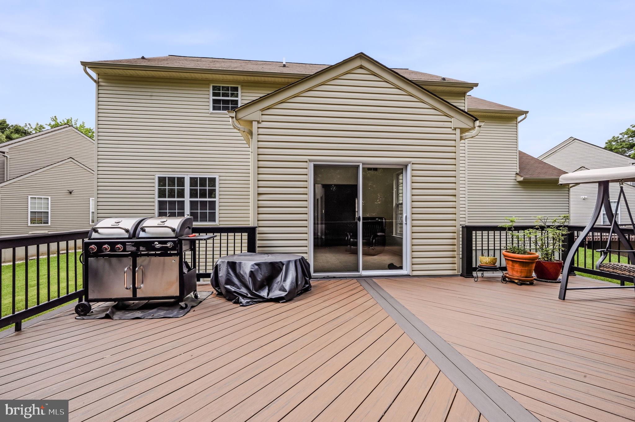 MALLARD POINTE - Residential
