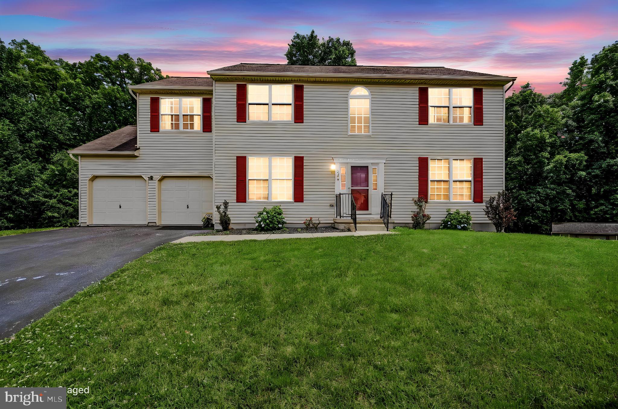 MALLARD POINTE - Residential