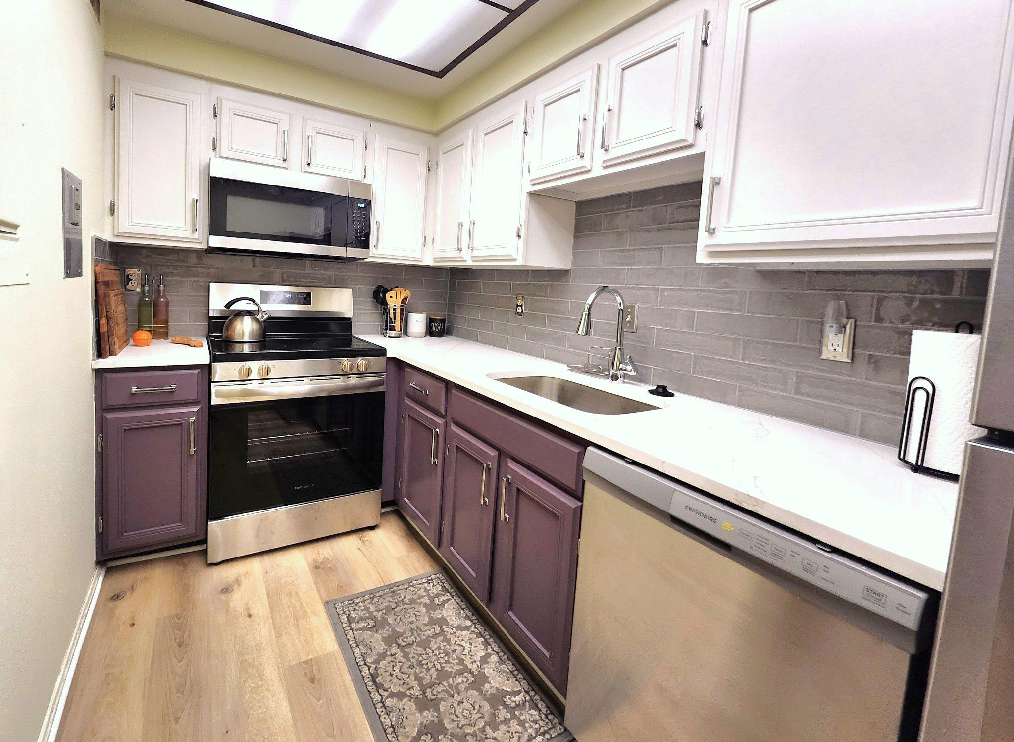 COLONIES AT MCLEAN - Residential