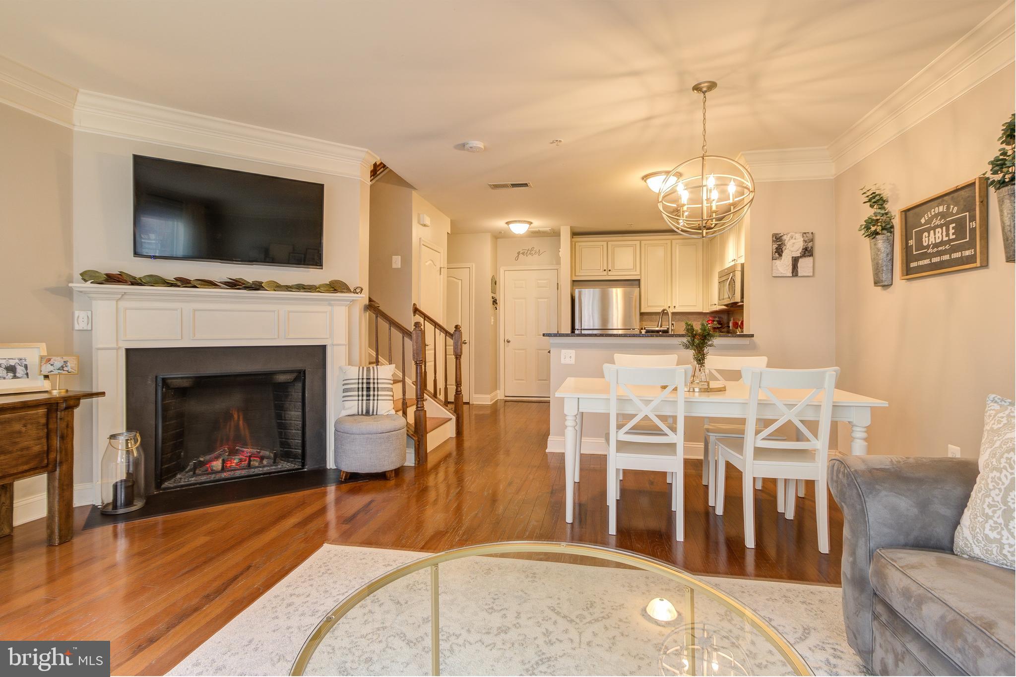 ARORA HILLS - Residential