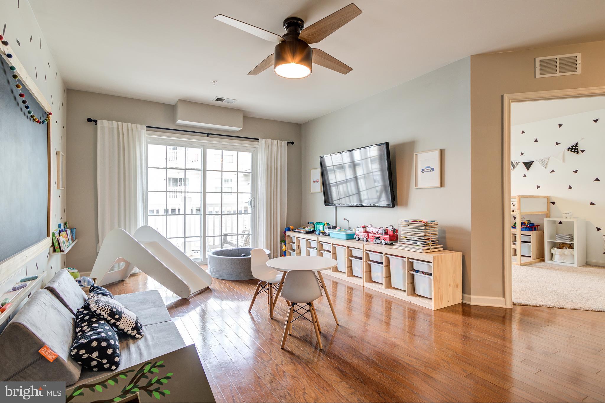 ARORA HILLS - Residential