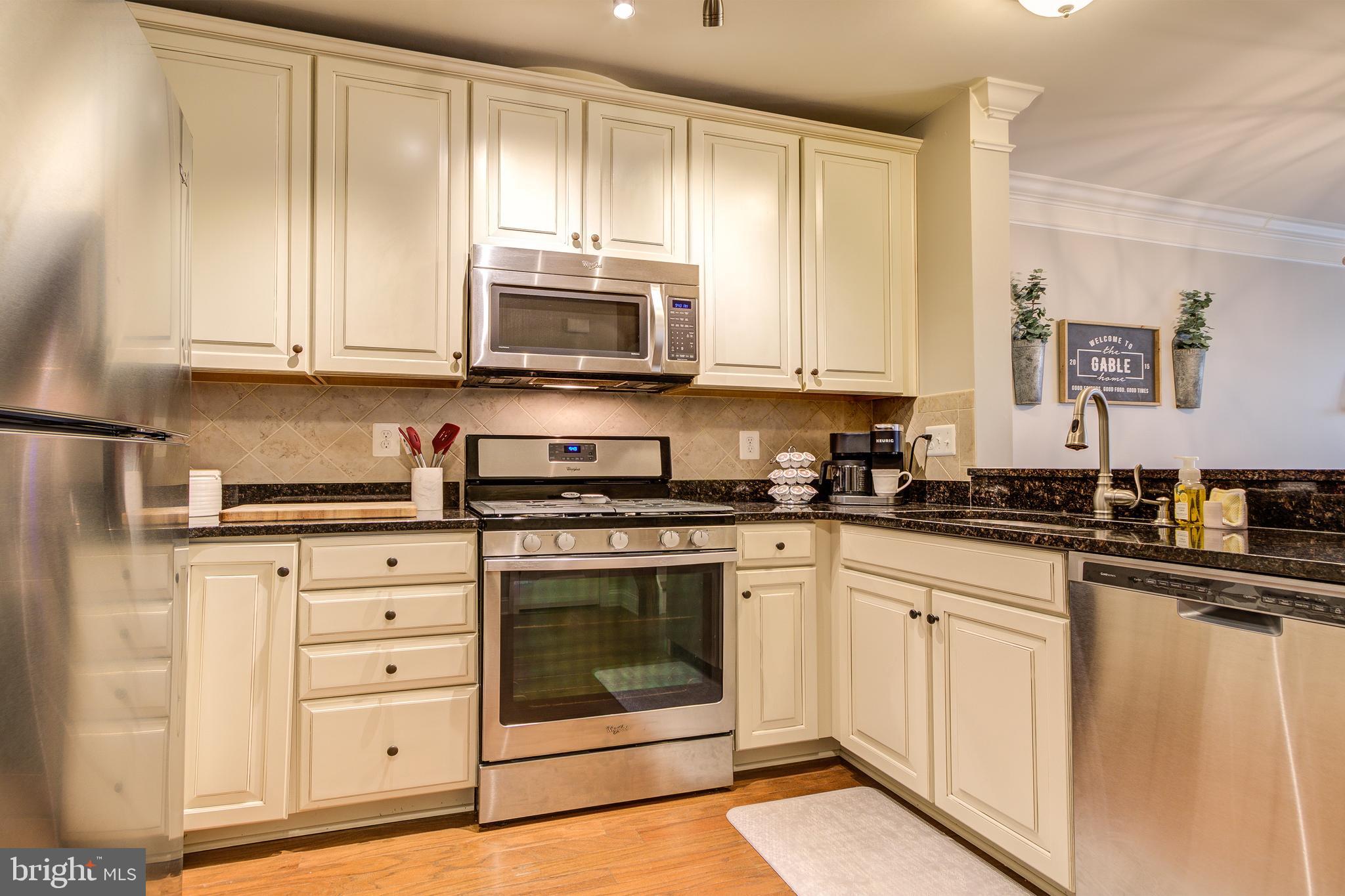 ARORA HILLS - Residential