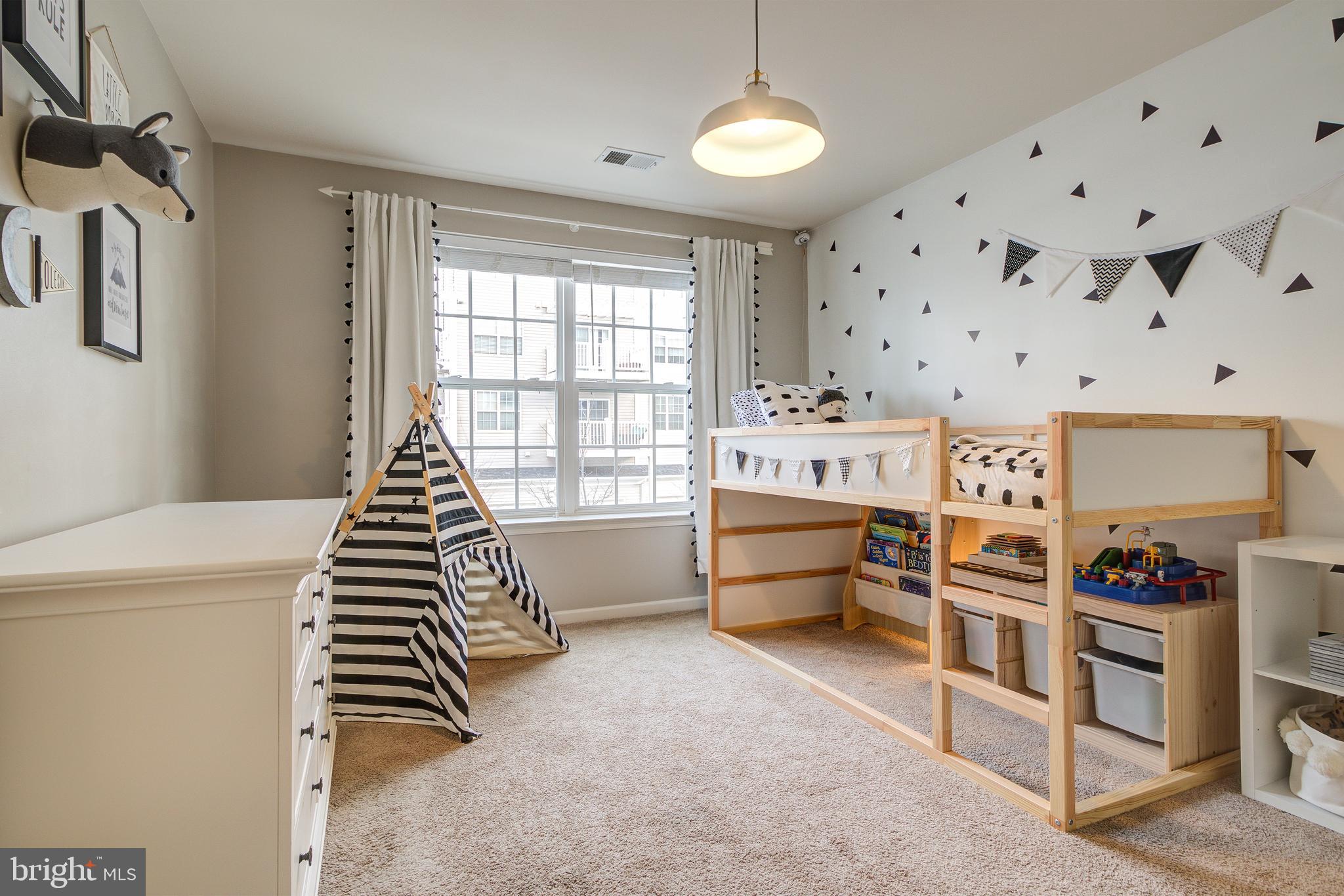 ARORA HILLS - Residential