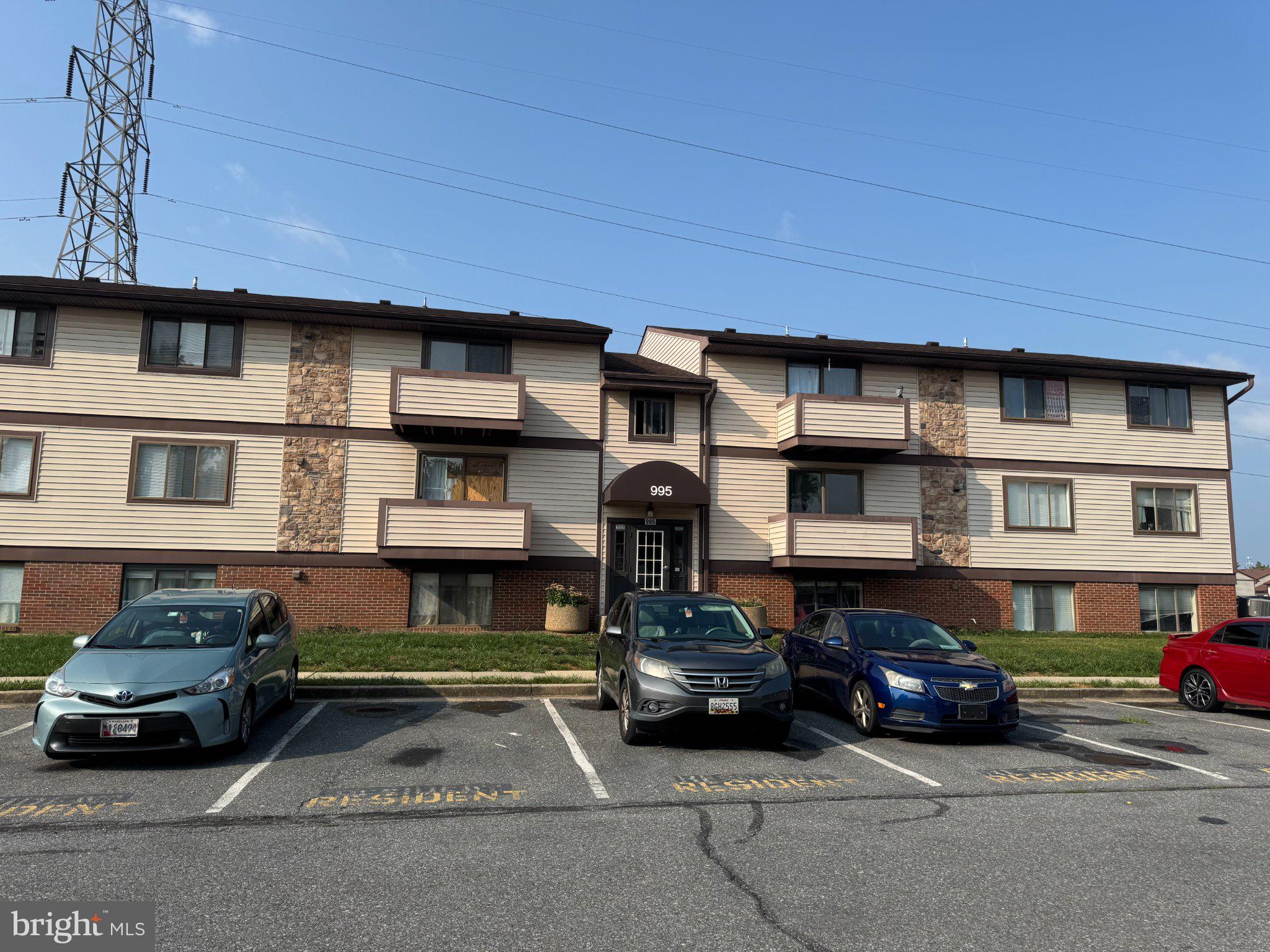 Newly renovated 2 bedroom 2 bath condo centrally located in Frederick. Minutes to downtown Frederick, commuter routes, shops, restaurants, grocery, and more. Convenient to public transportation. New LVP flooring throughout, fresh paint, and updated light fixtures. In unit Laundry with storage. Balcony off the living room overlooks green space. NO PETS. Housing vouchers warmly accepted.