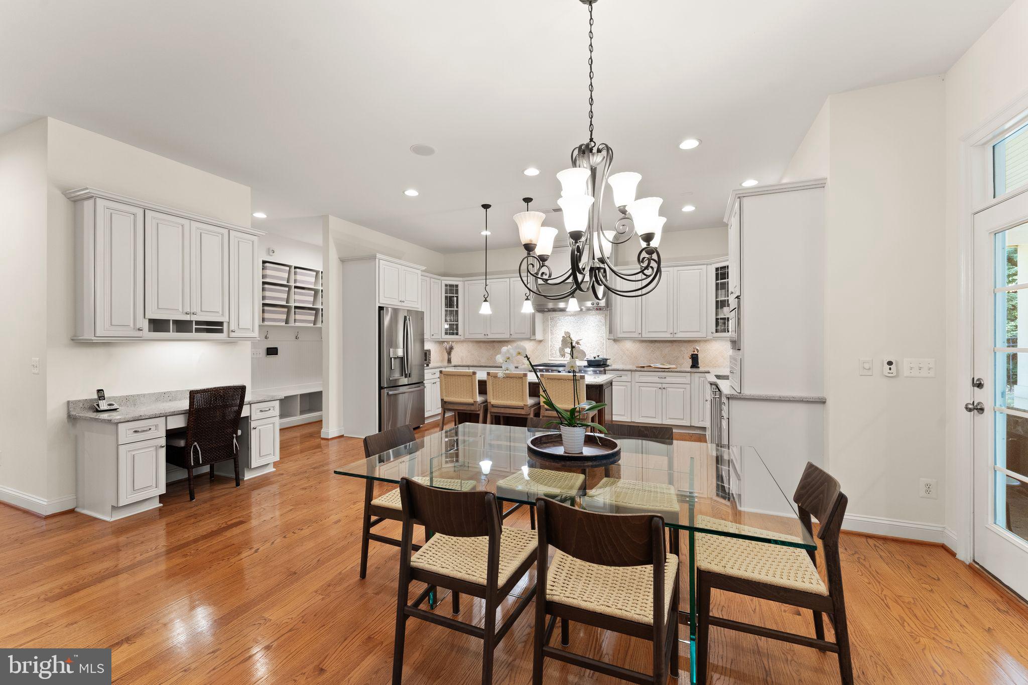 THISTLE RIDGE - Residential