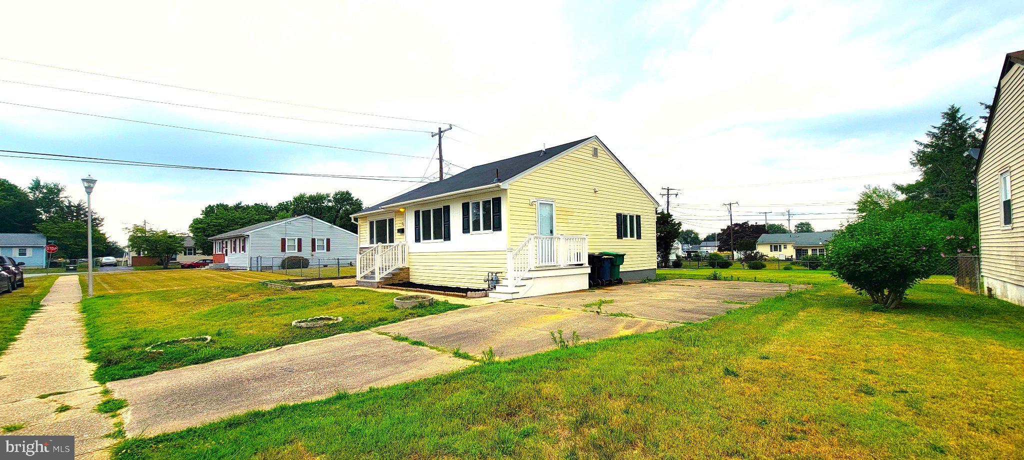 BRIAR PARK - Residential