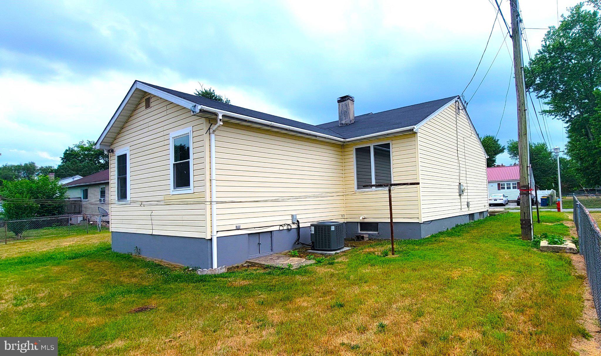 BRIAR PARK - Residential