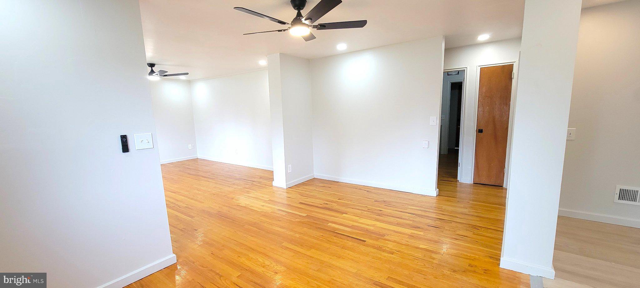 BRIAR PARK - Residential