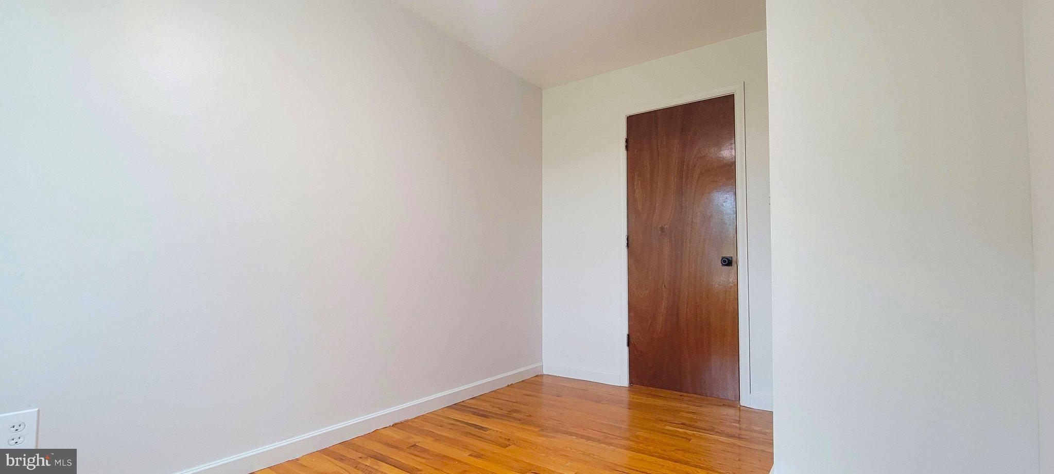 BRIAR PARK - Residential