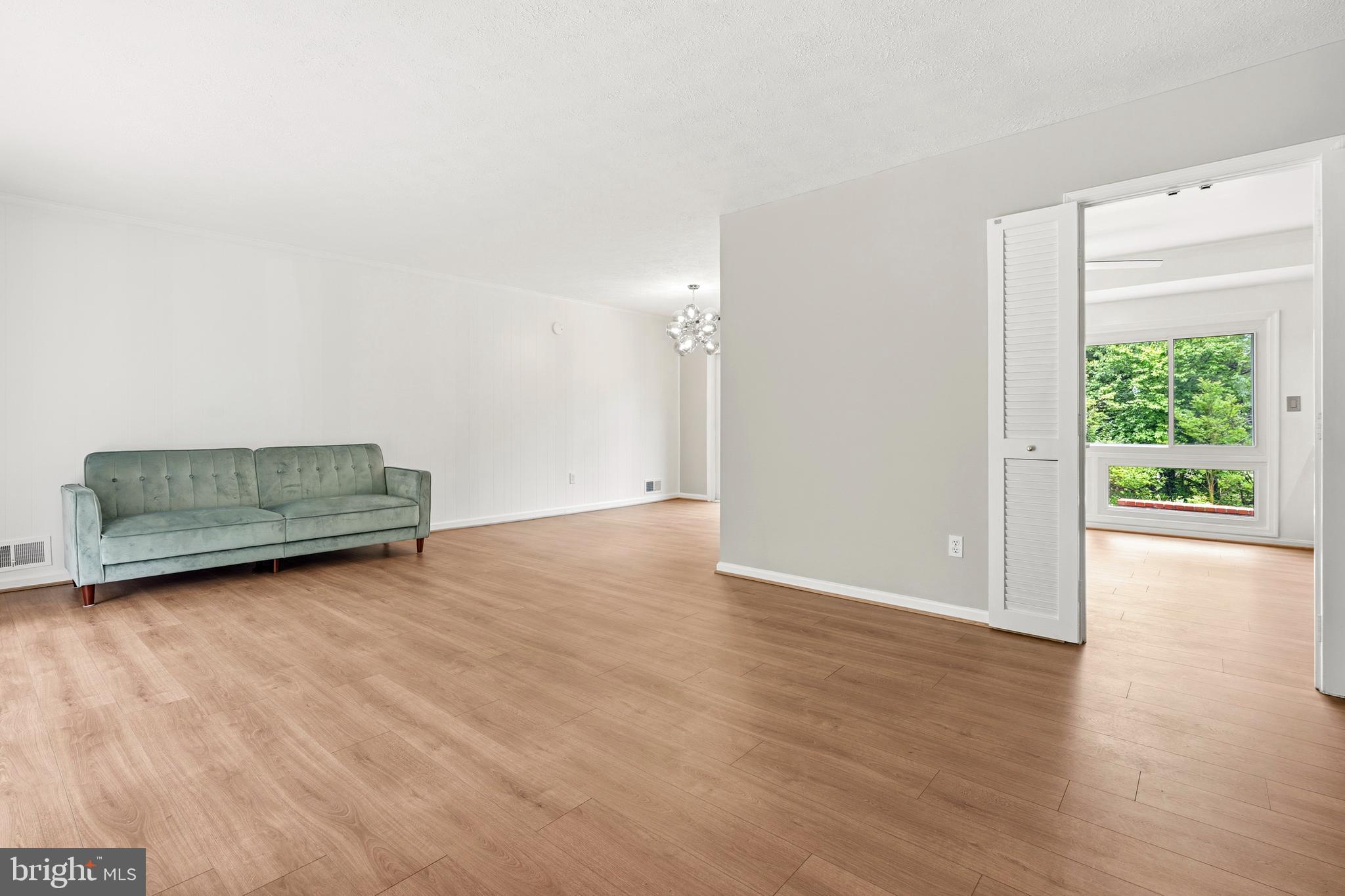 POTOMAC WOODS - Residential