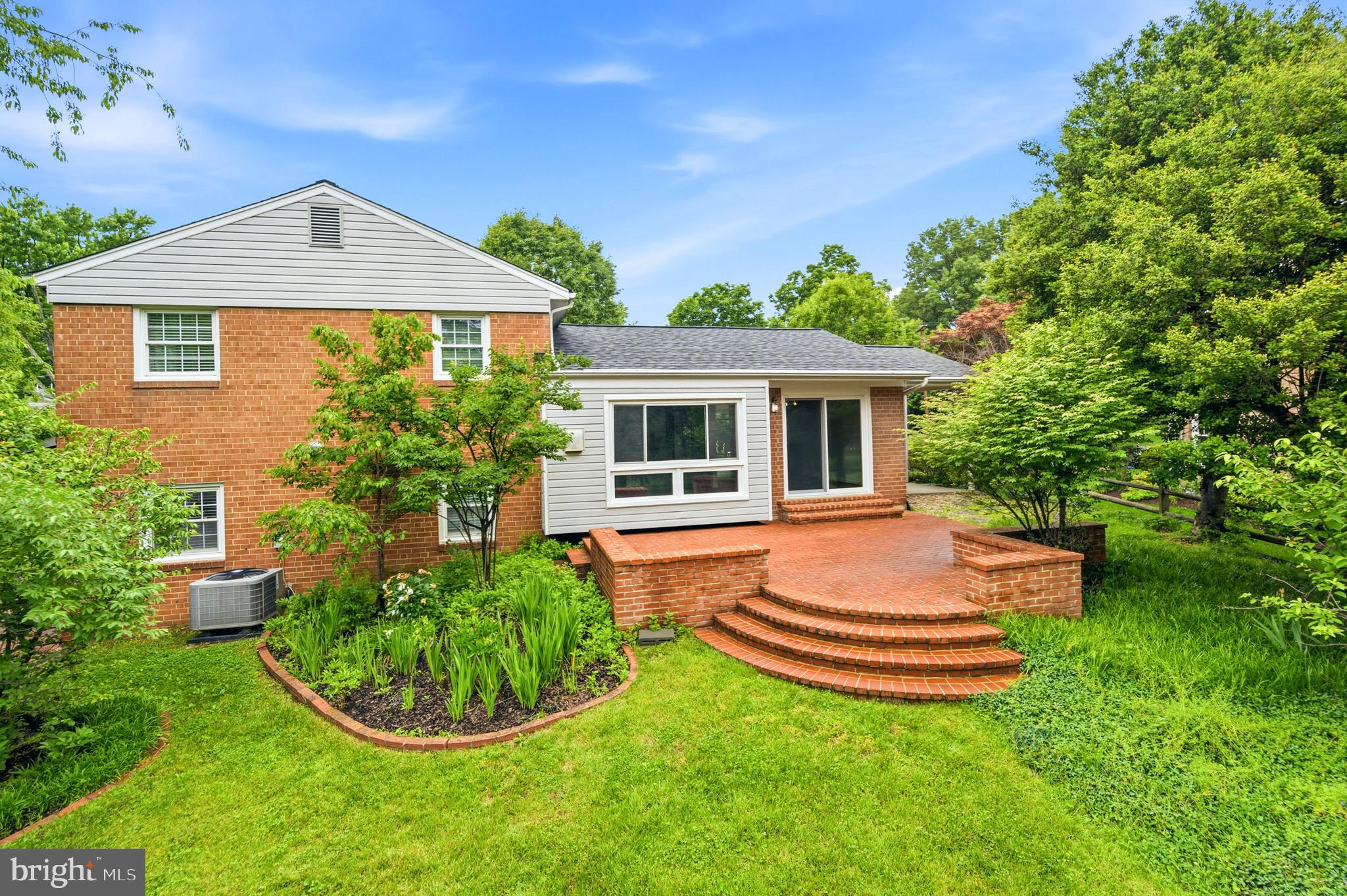 POTOMAC WOODS - Residential
