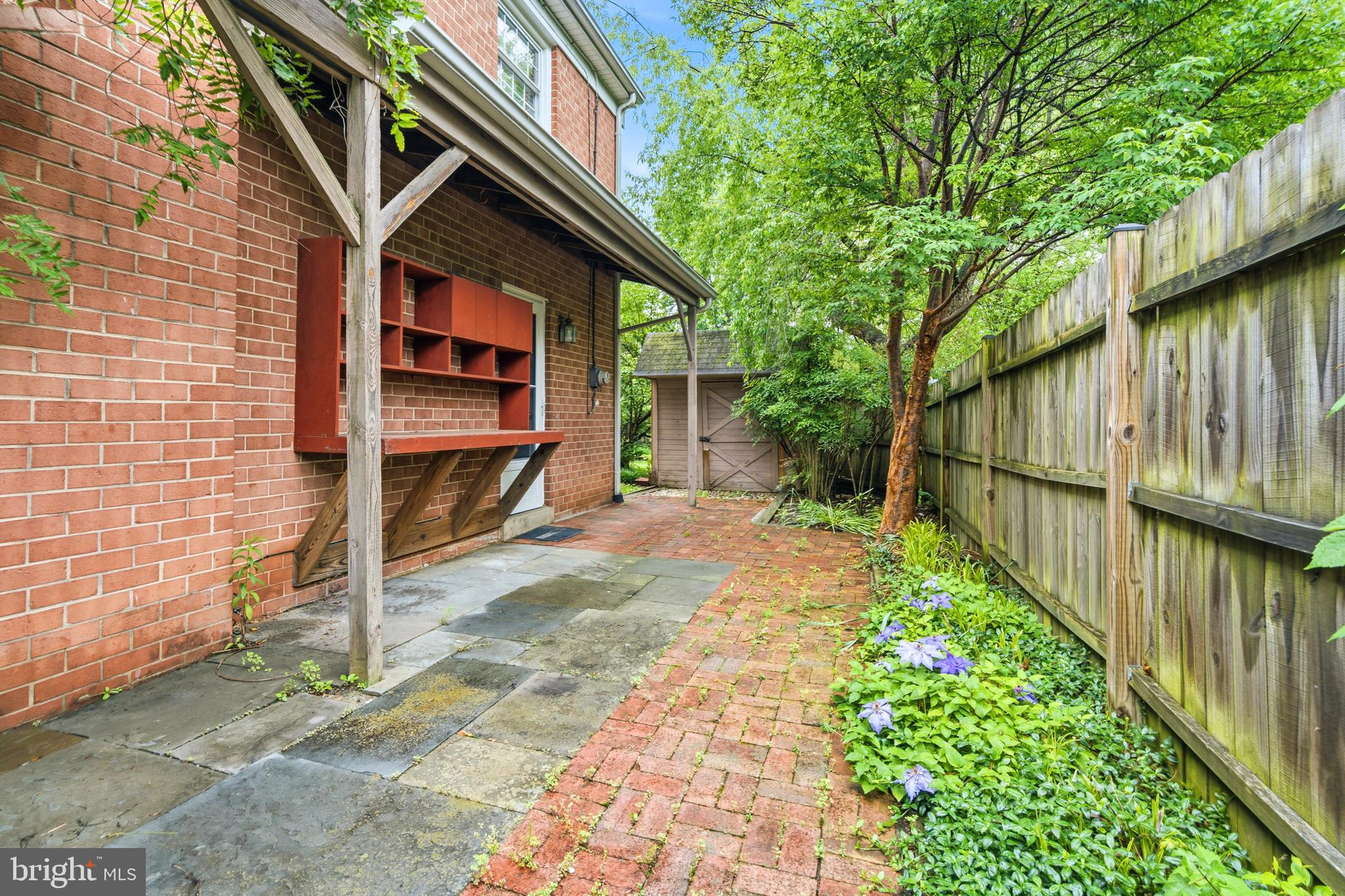 POTOMAC WOODS - Residential