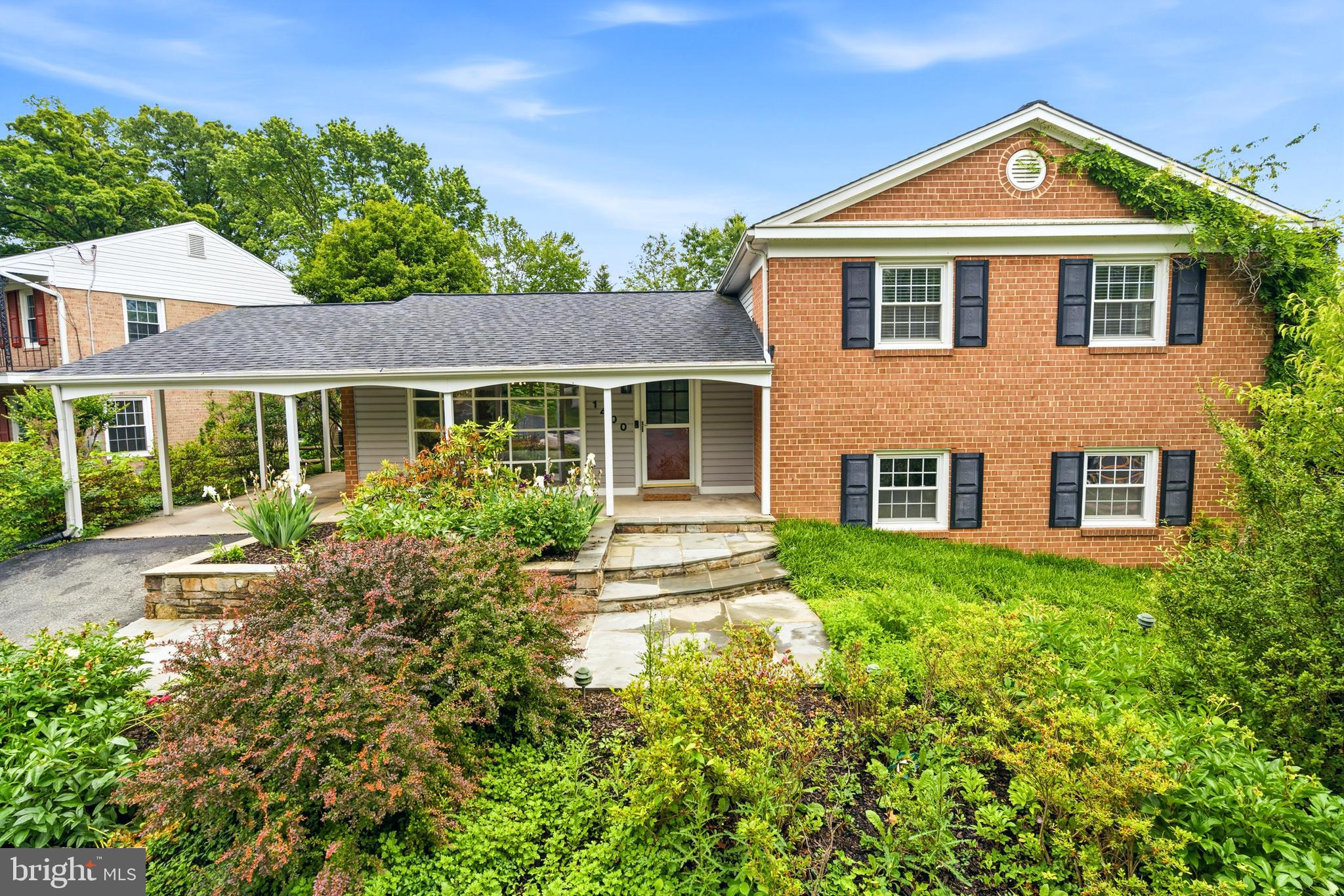 POTOMAC WOODS - Residential
